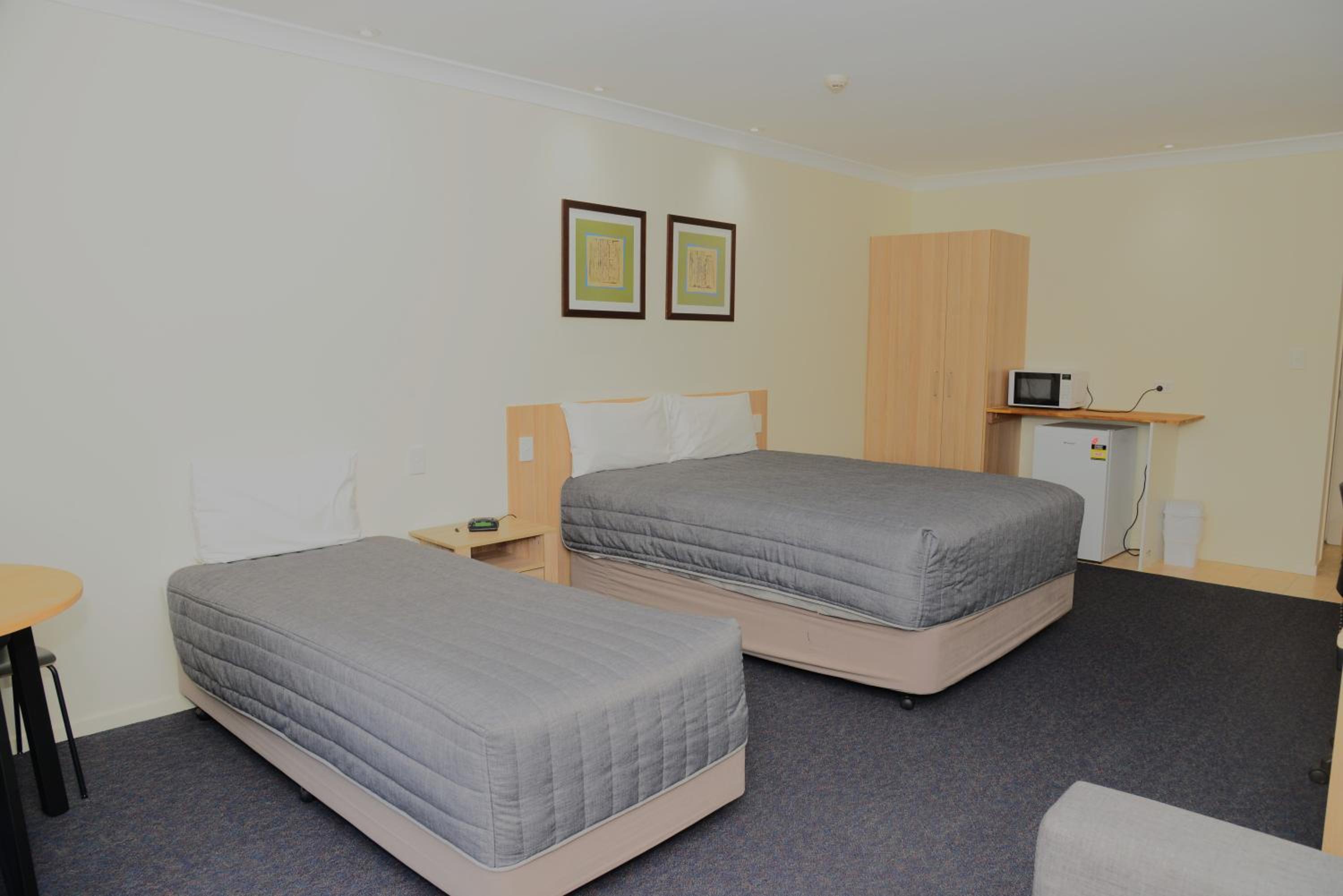 Twin Room with Balcony photo 2