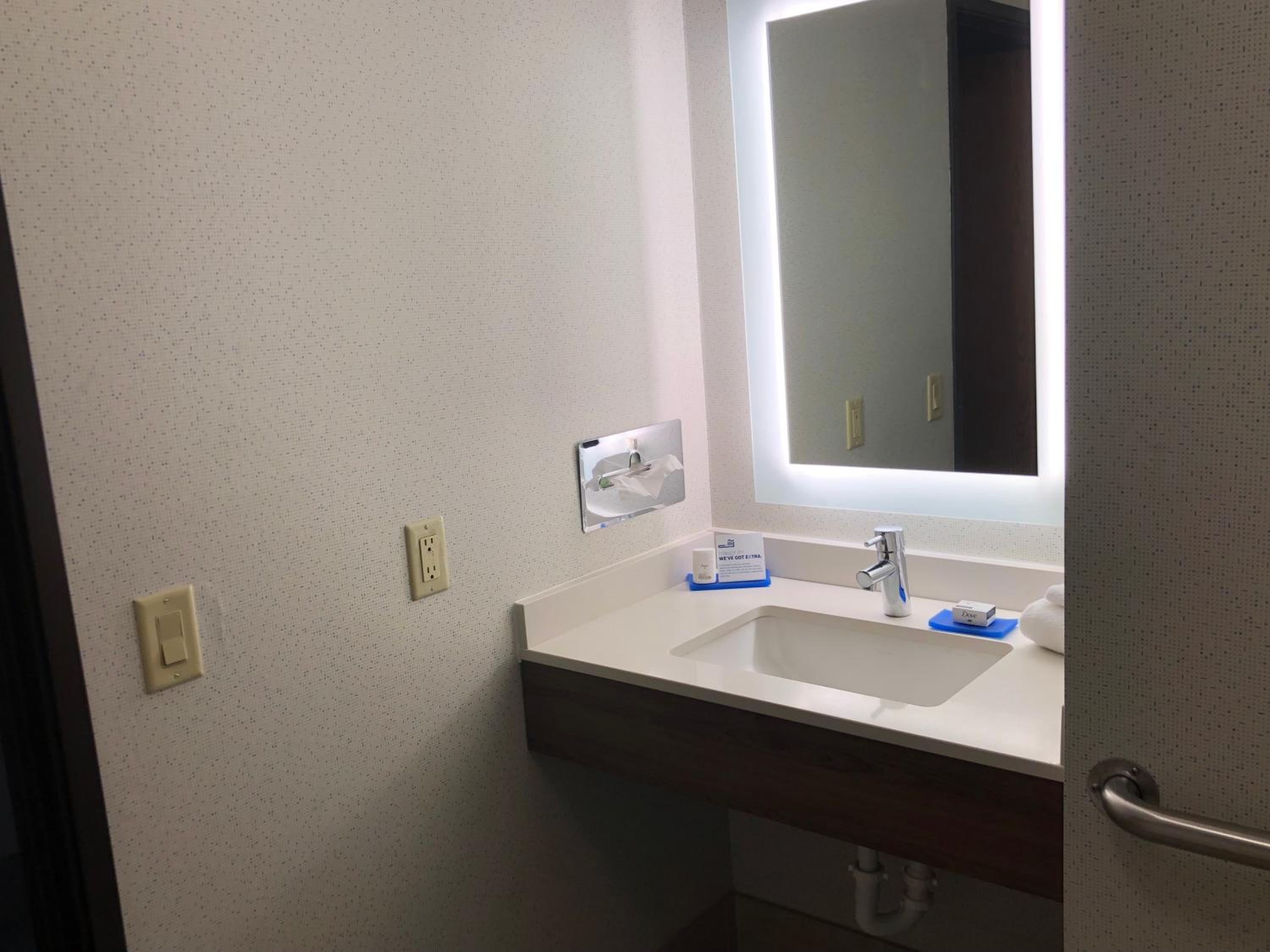 Standard Room - Photo 12