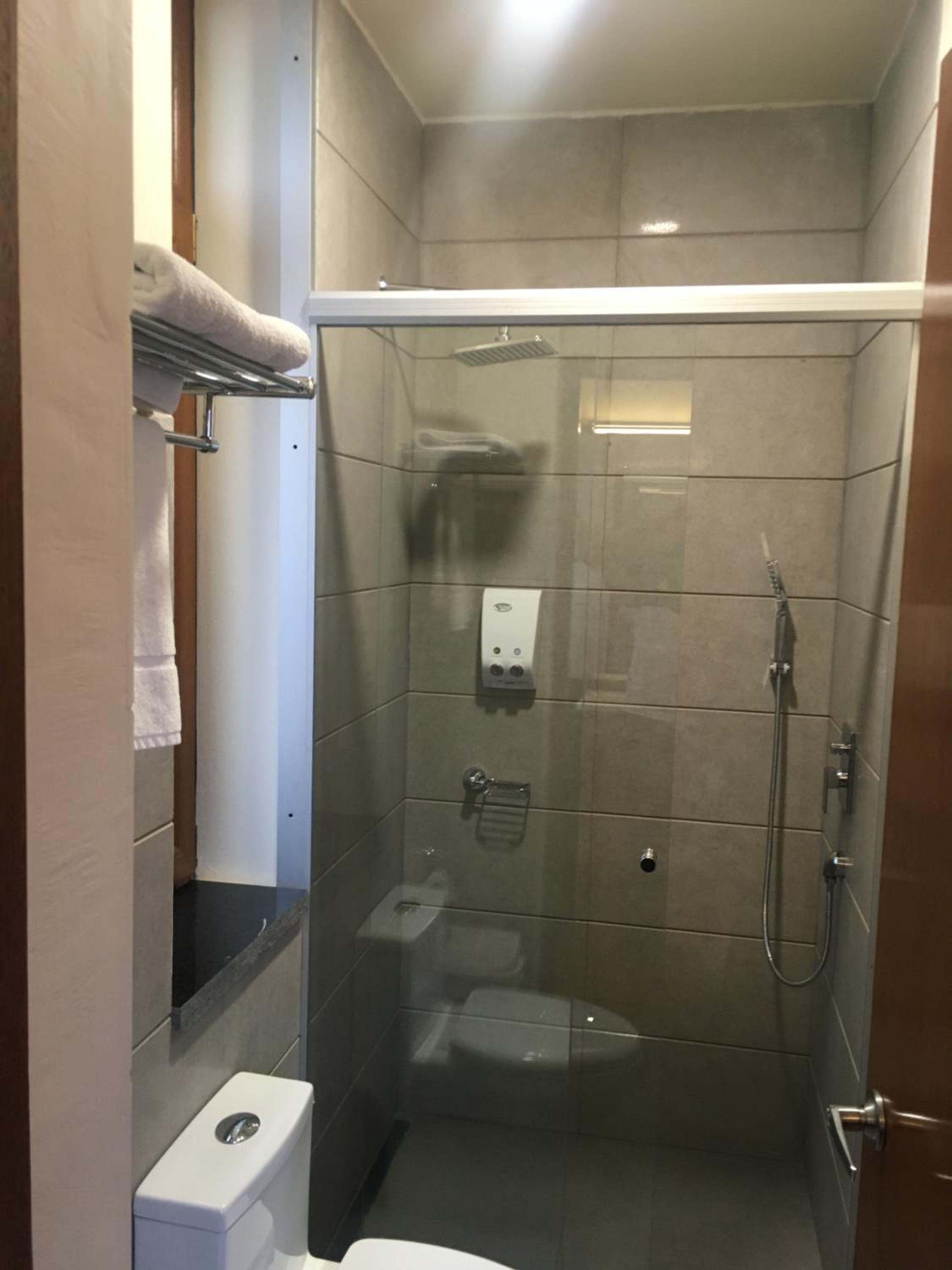 Single Room with Bathroom photo 2