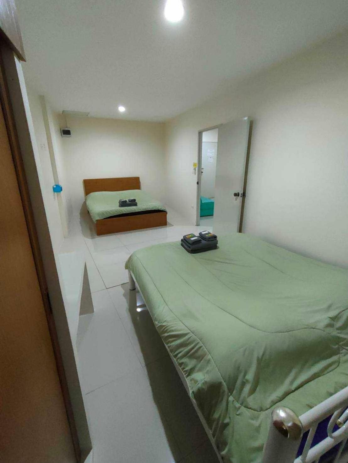 One-Bedroom Suite photo 2