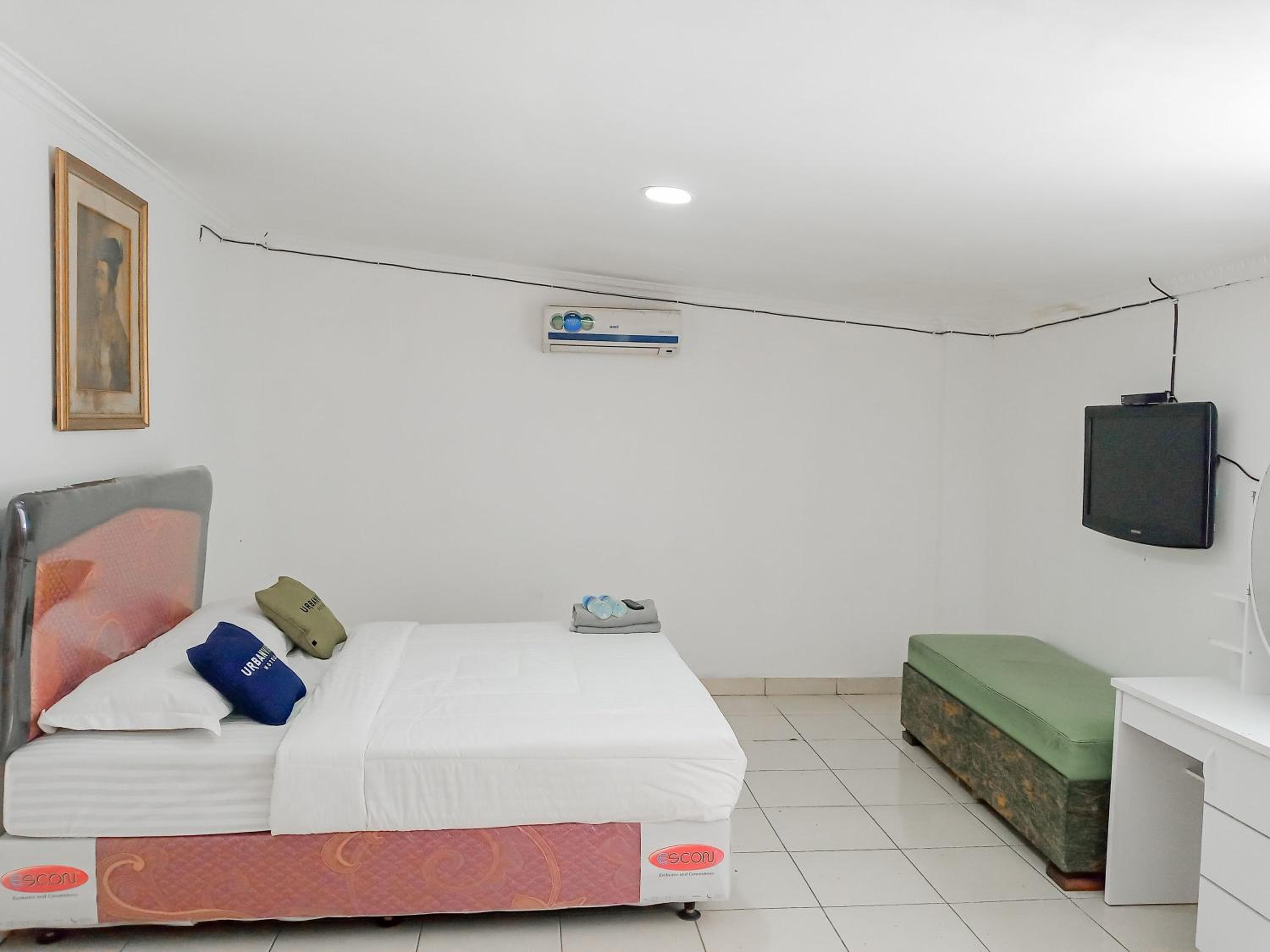 Standard Double Room - Photo 6