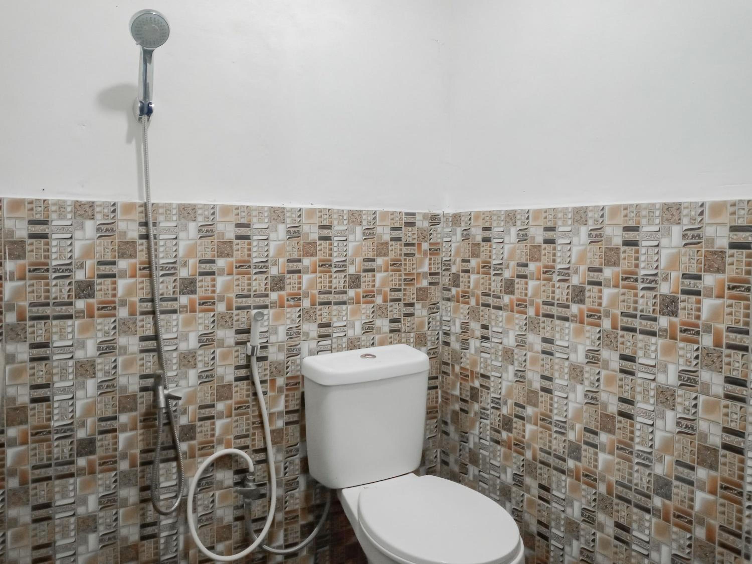 Standard Double Room - Photo 9