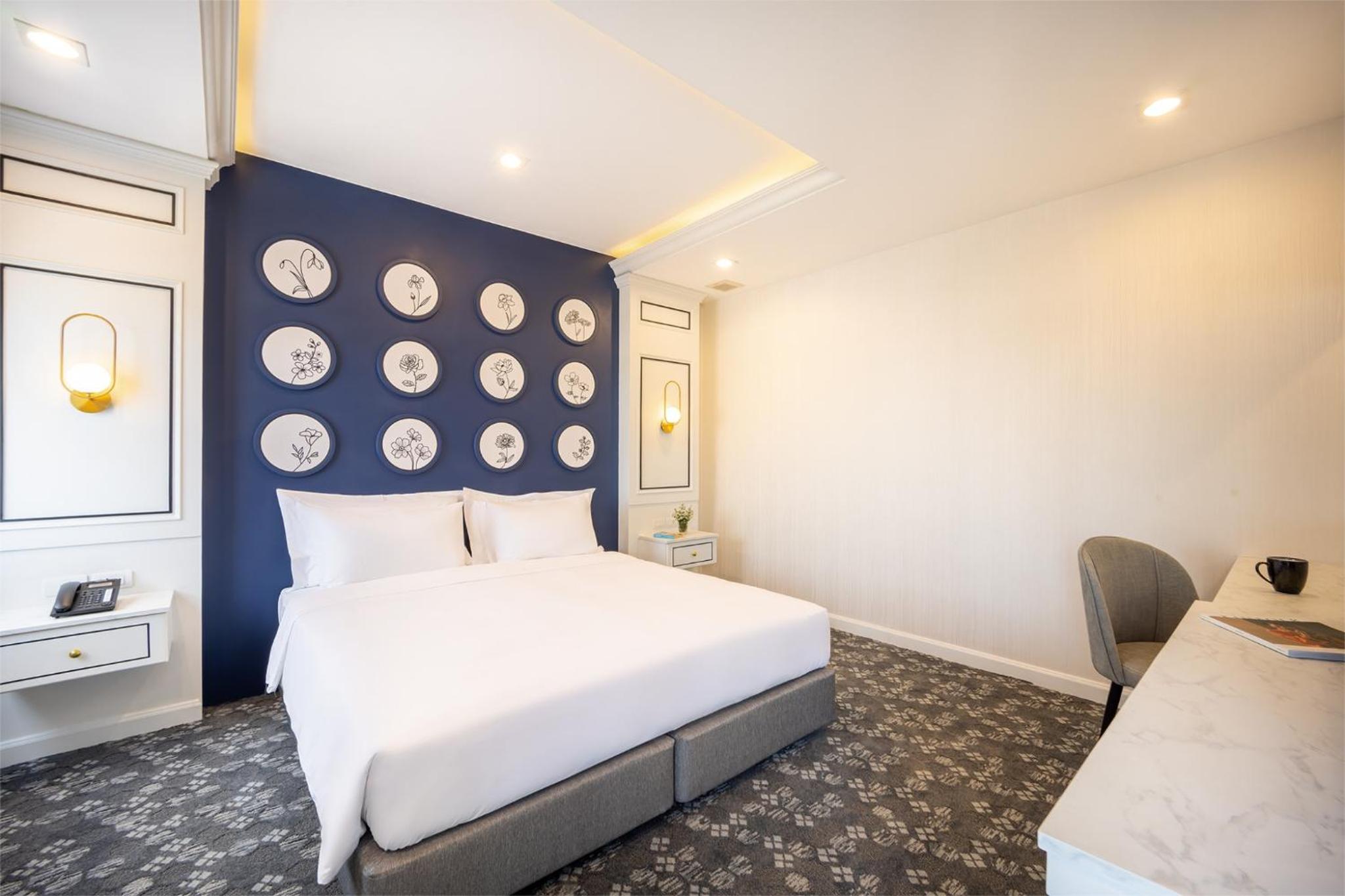 Deluxe Double or Twin Room with Balcony - Photo 4