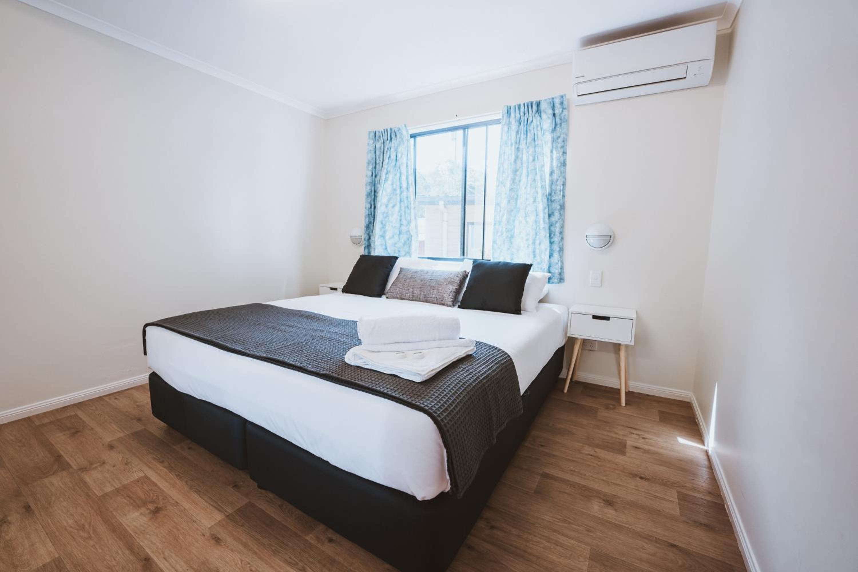Three-Bedroom Villa photo 1