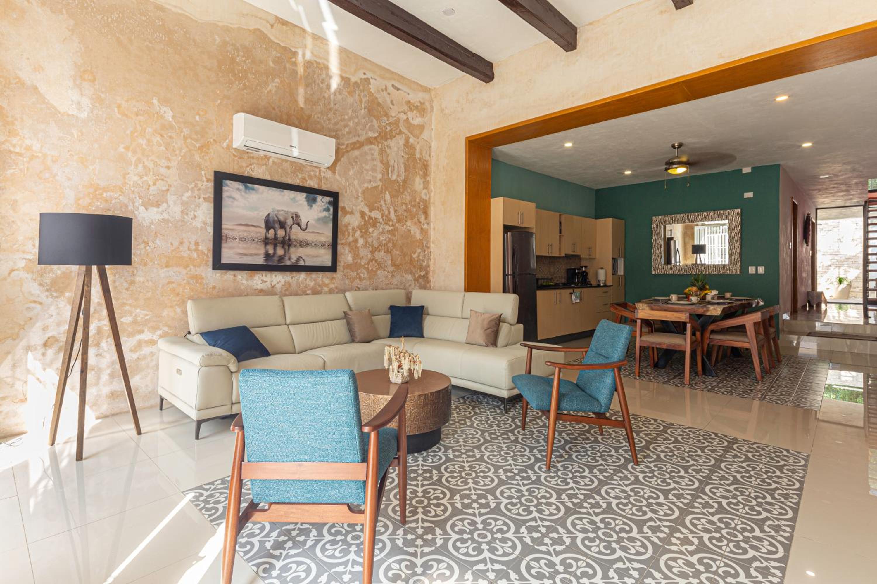 Three-Bedroom House - Photo 1
