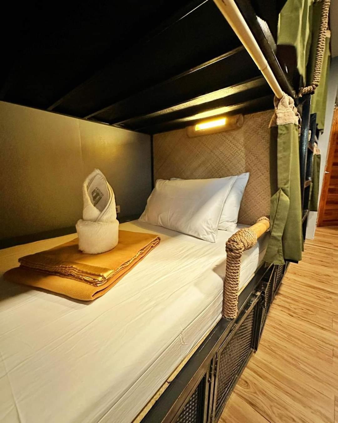 Single Bed in 8-Bed Female Dorm photo 1