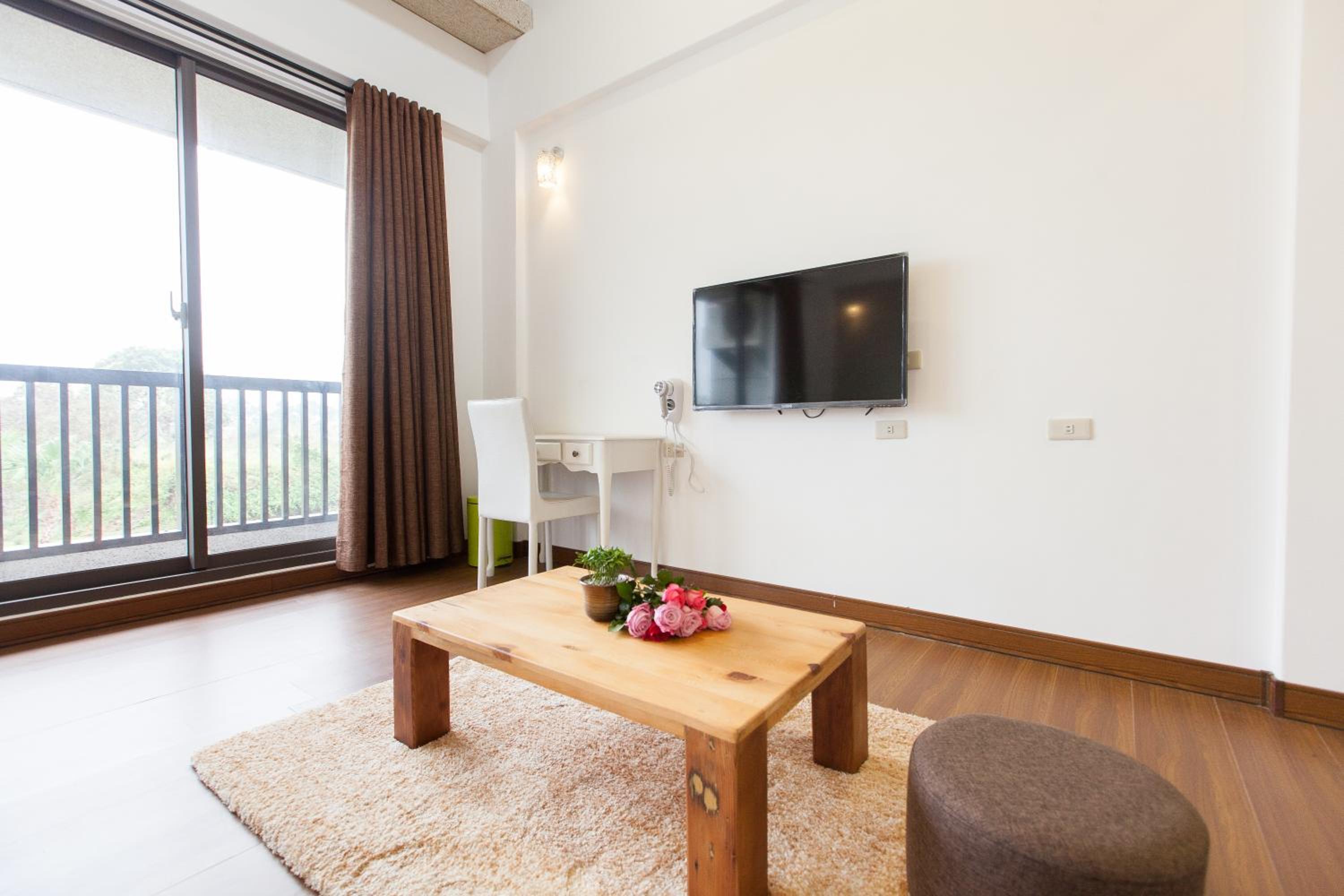 Triple Room with Lake View