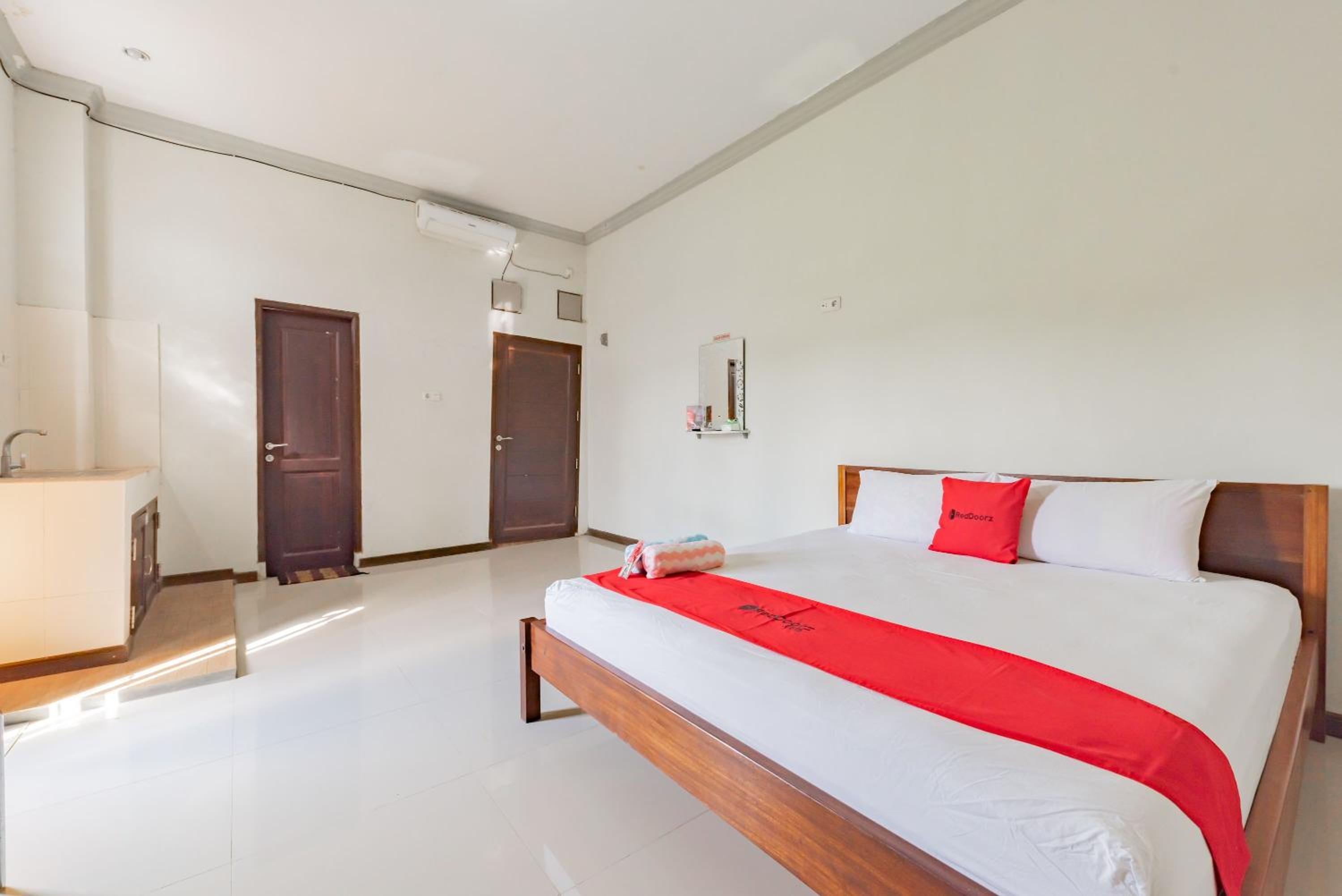 Double Room - Photo 5