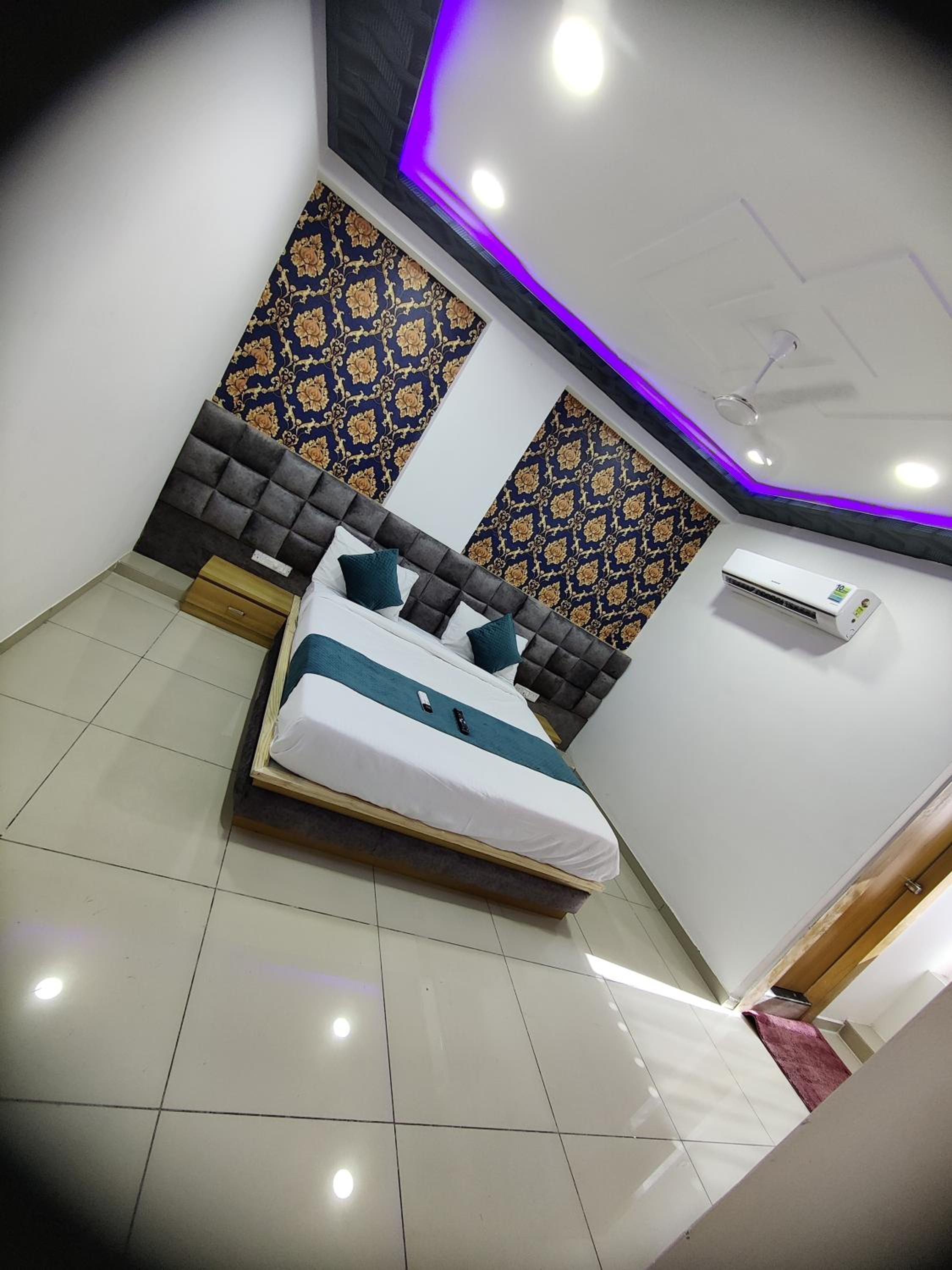 Deluxe Room photo 2