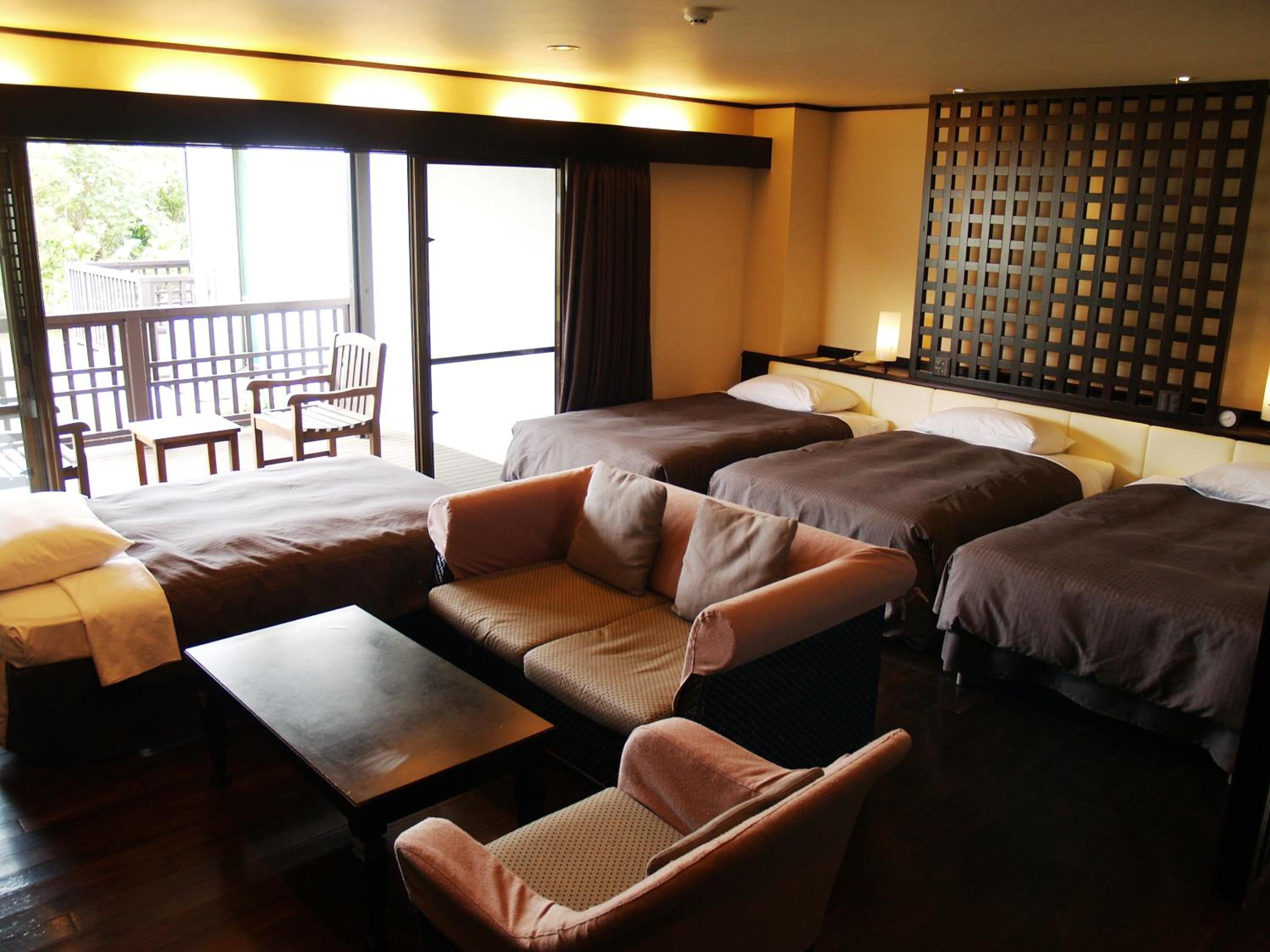 Main Cottage with 2 Extra Beds - Non-Smoking - Photo 1
