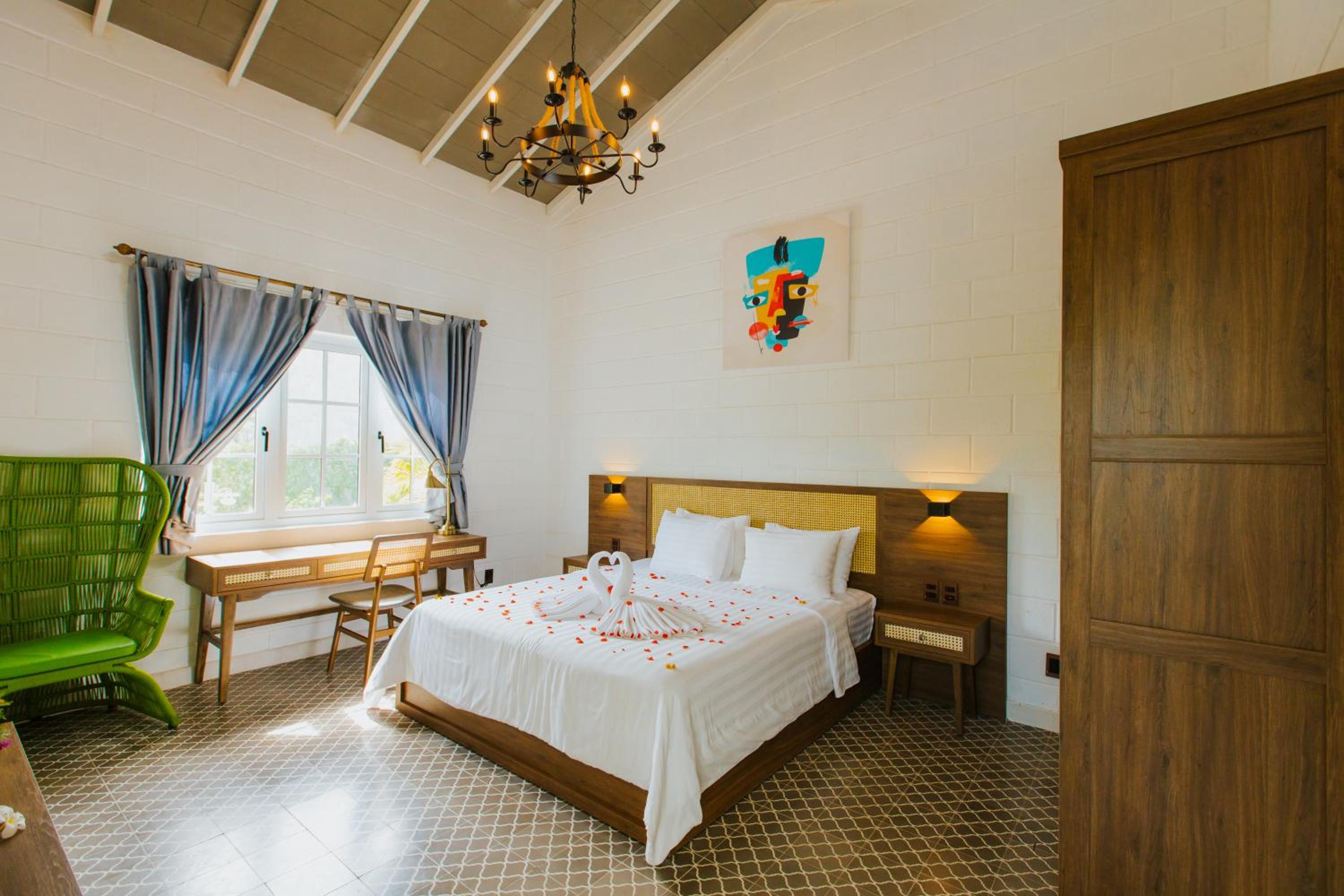 Double Room with Garden View - Photo 6