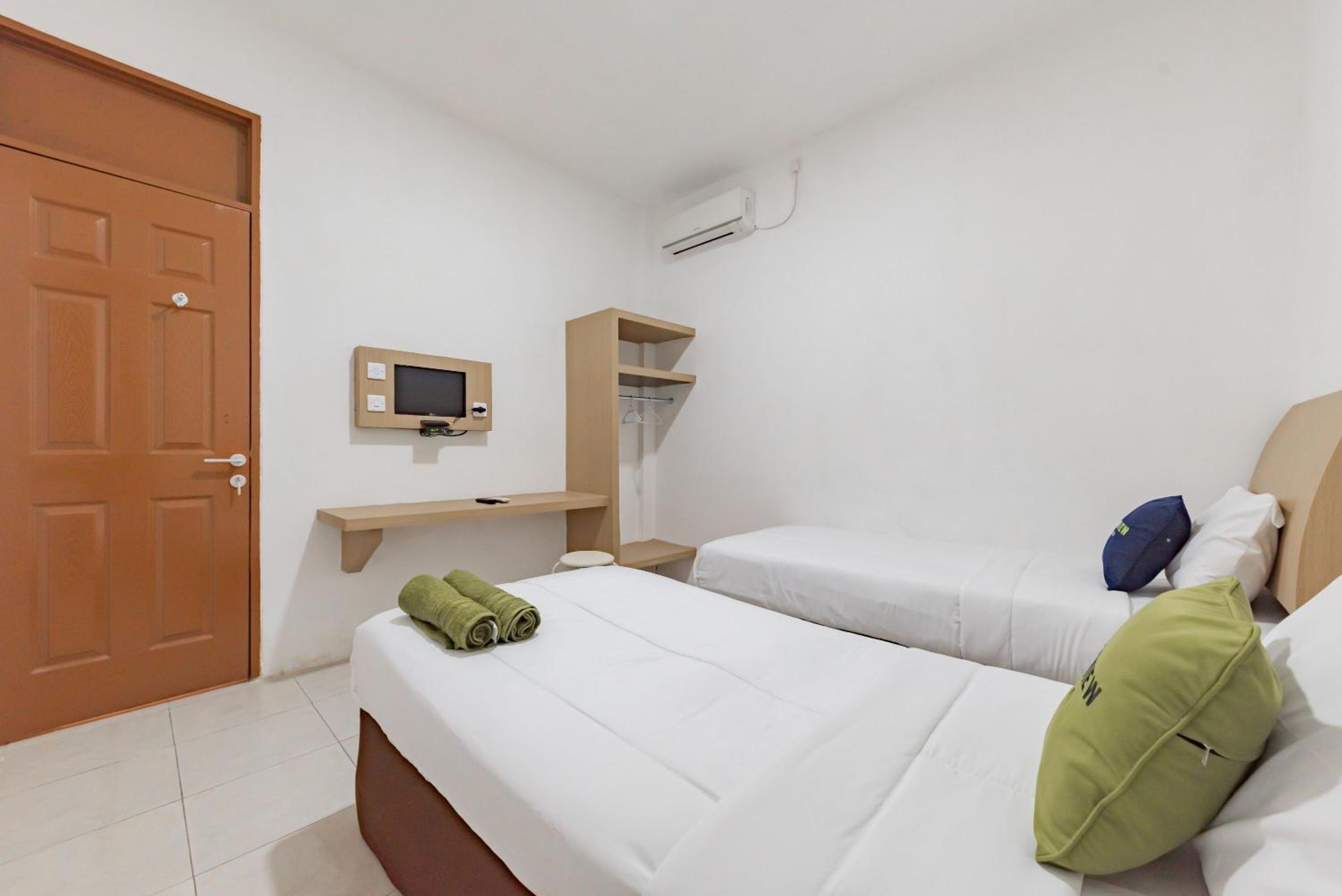 Superior Twin Room - Photo 3