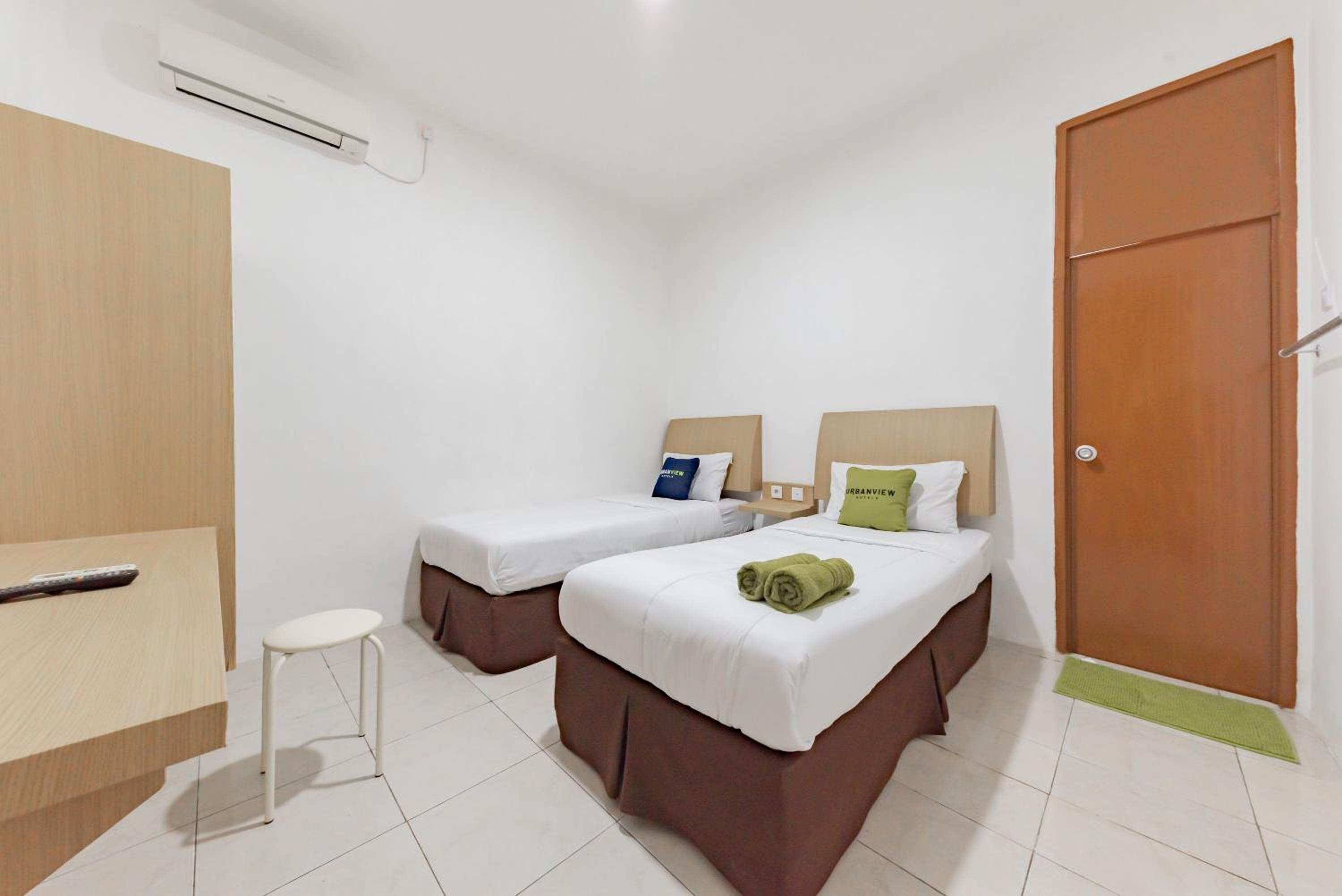 Superior Twin Room - Photo 4