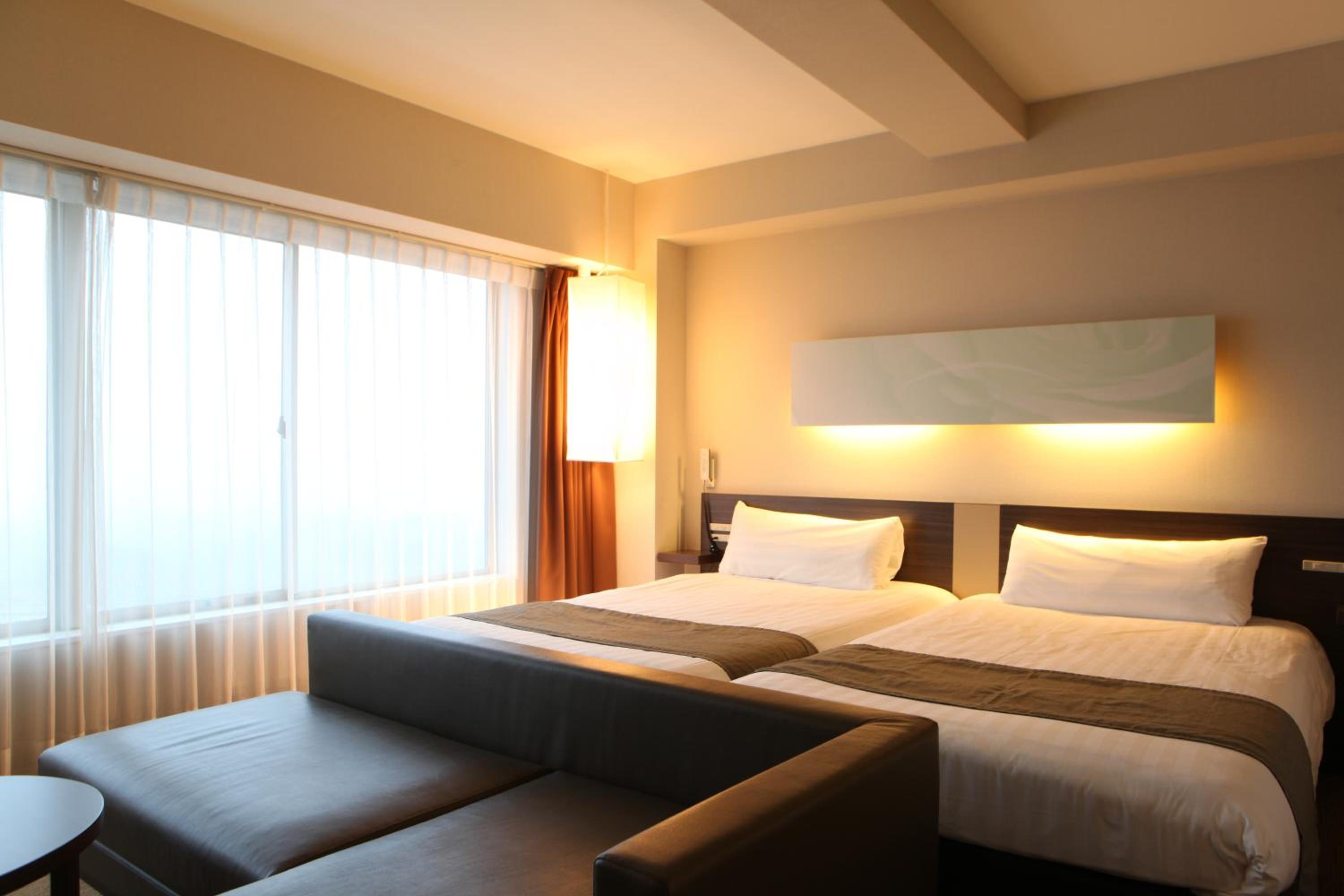 Twin Room with Sea View - Top Floor - Smoking - Photo 4