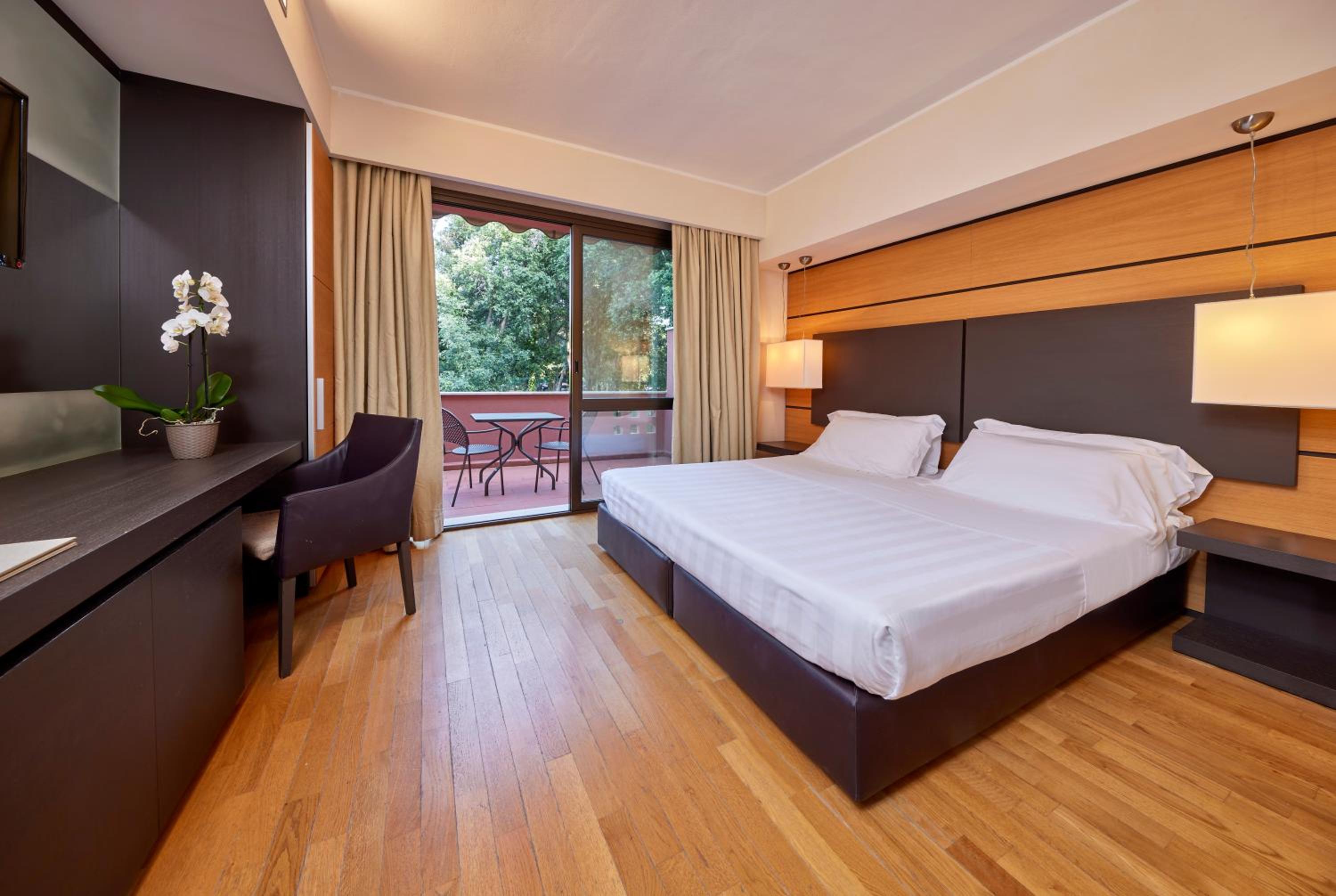Double or Twin Room photo 1