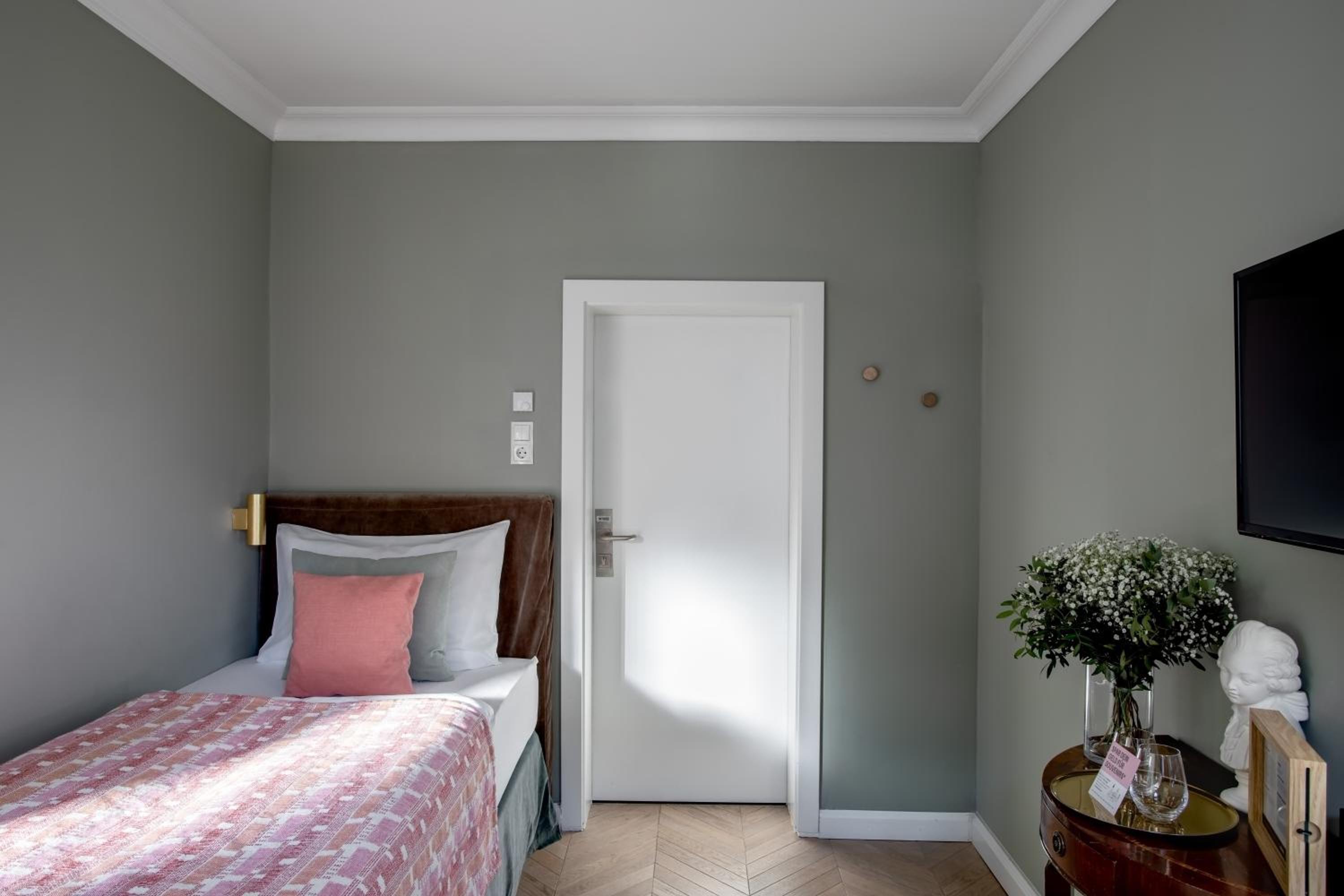 Standard Room - Single Bed photo 2