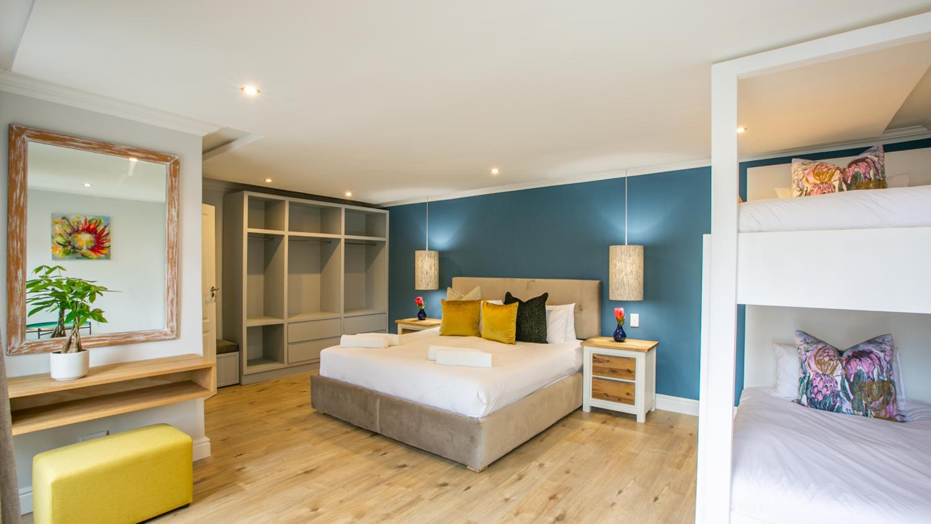Deluxe King Room photo 3