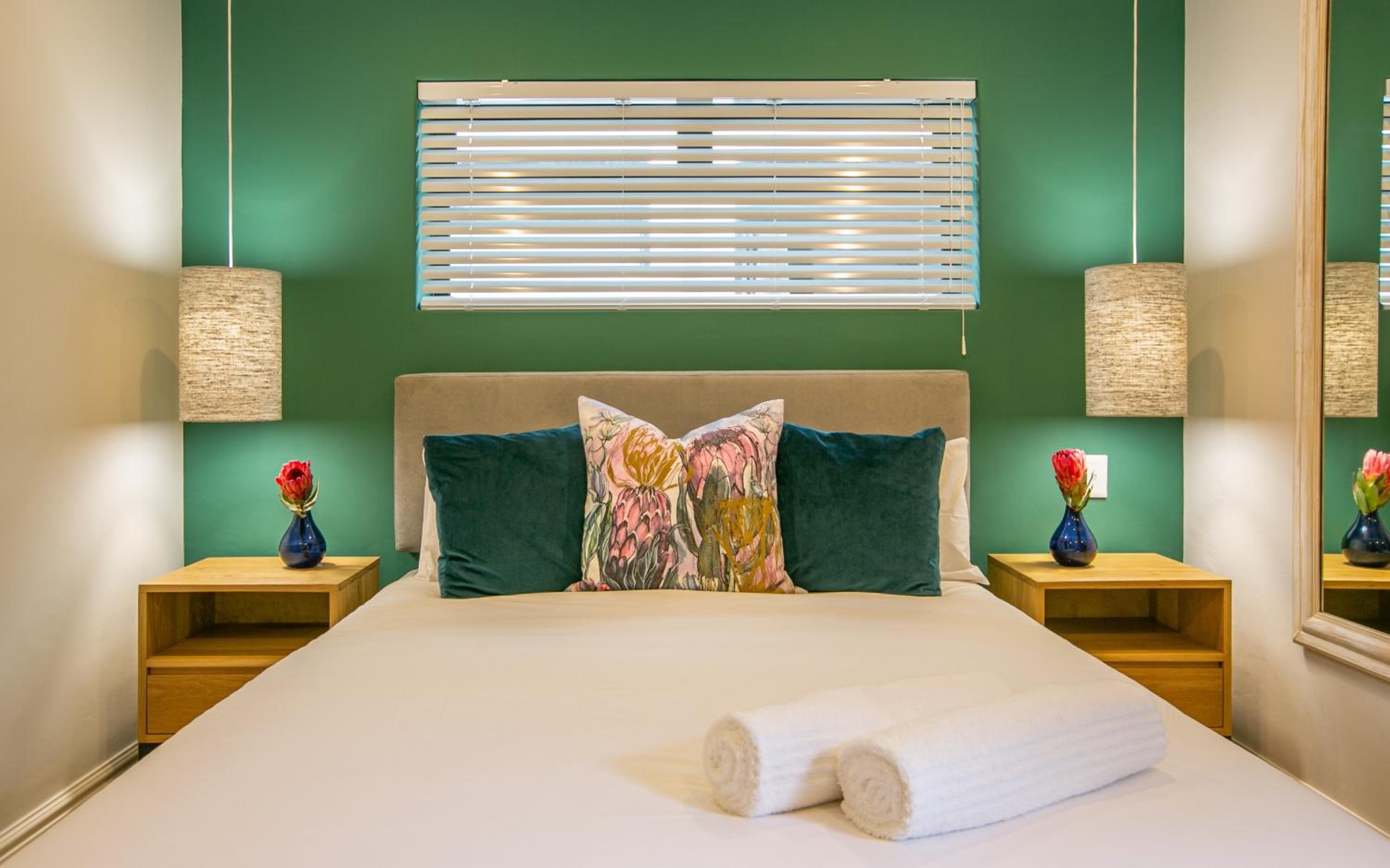Queen Room photo 3