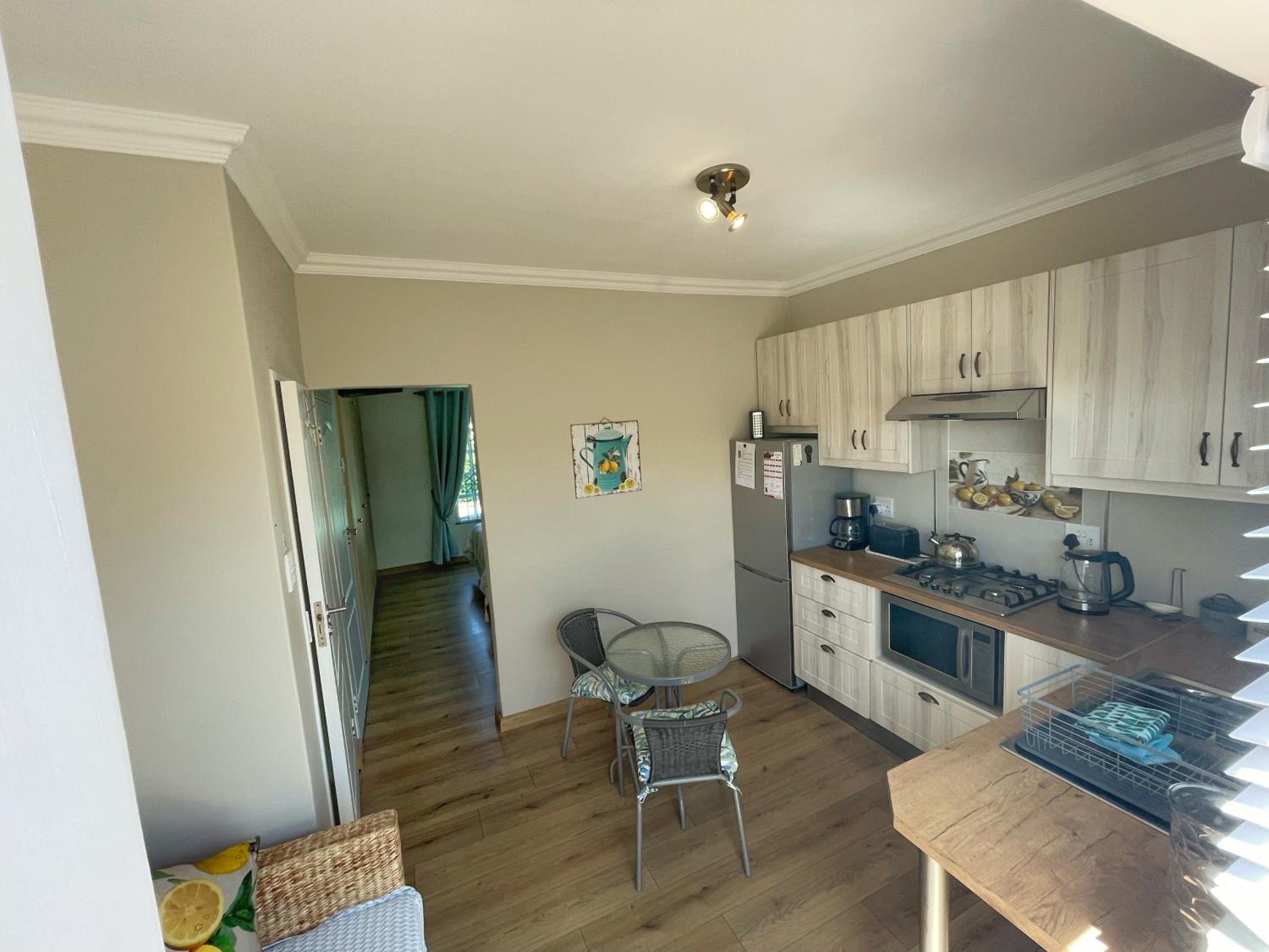 Apartment - Ground Floor photo 3
