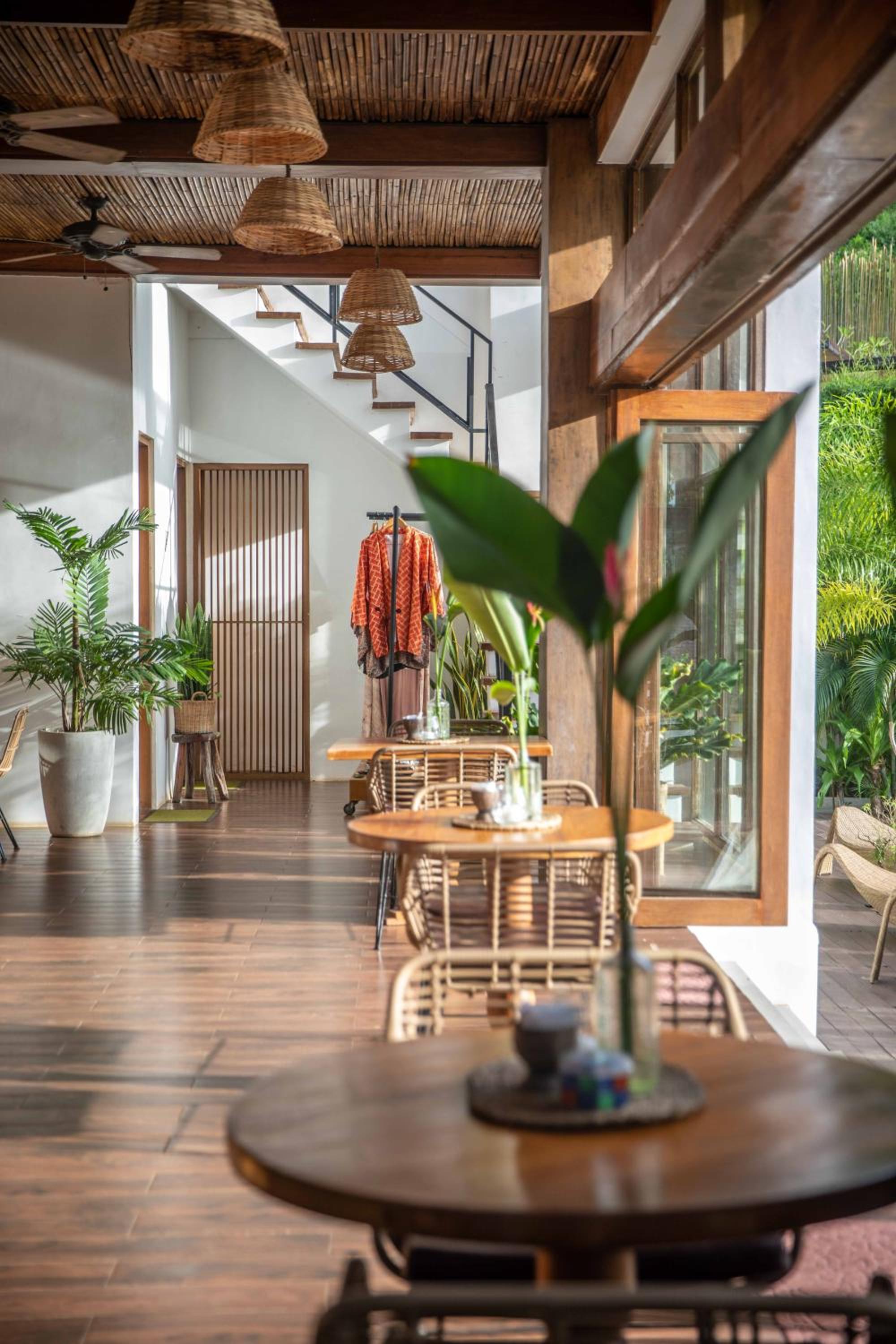 Deluxe Bungalow with Sea View - Photo 26