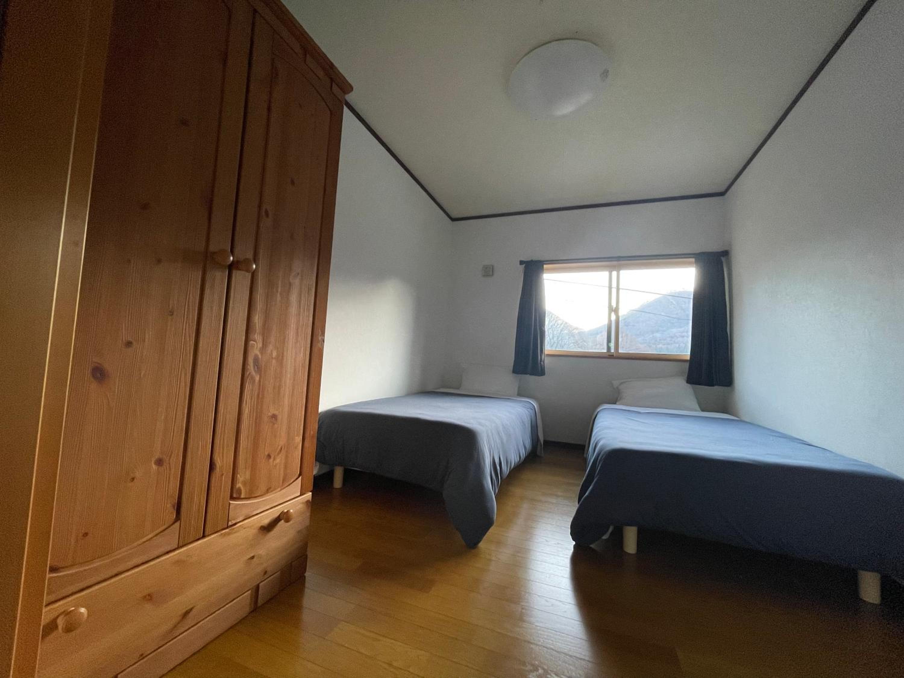 Three-Bedroom Apartment photo 1