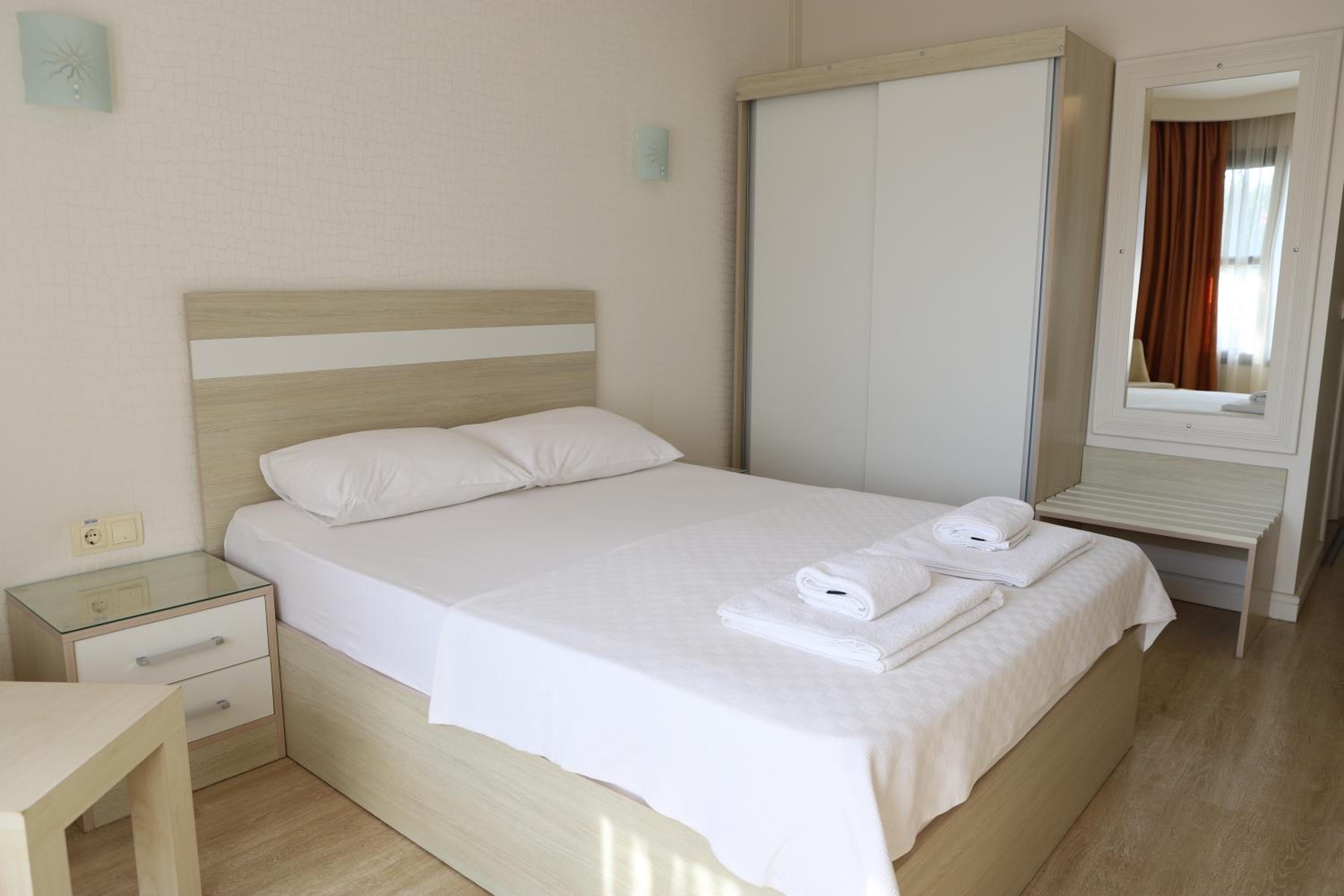 Double or Twin Room photo 1
