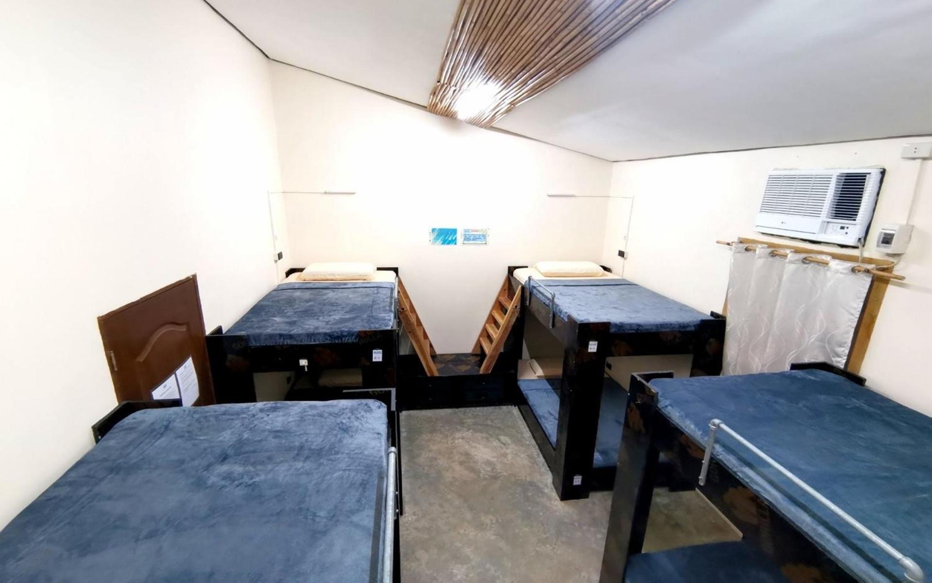 Bed in 8-Bed Mixed Dormitory Room photo 3