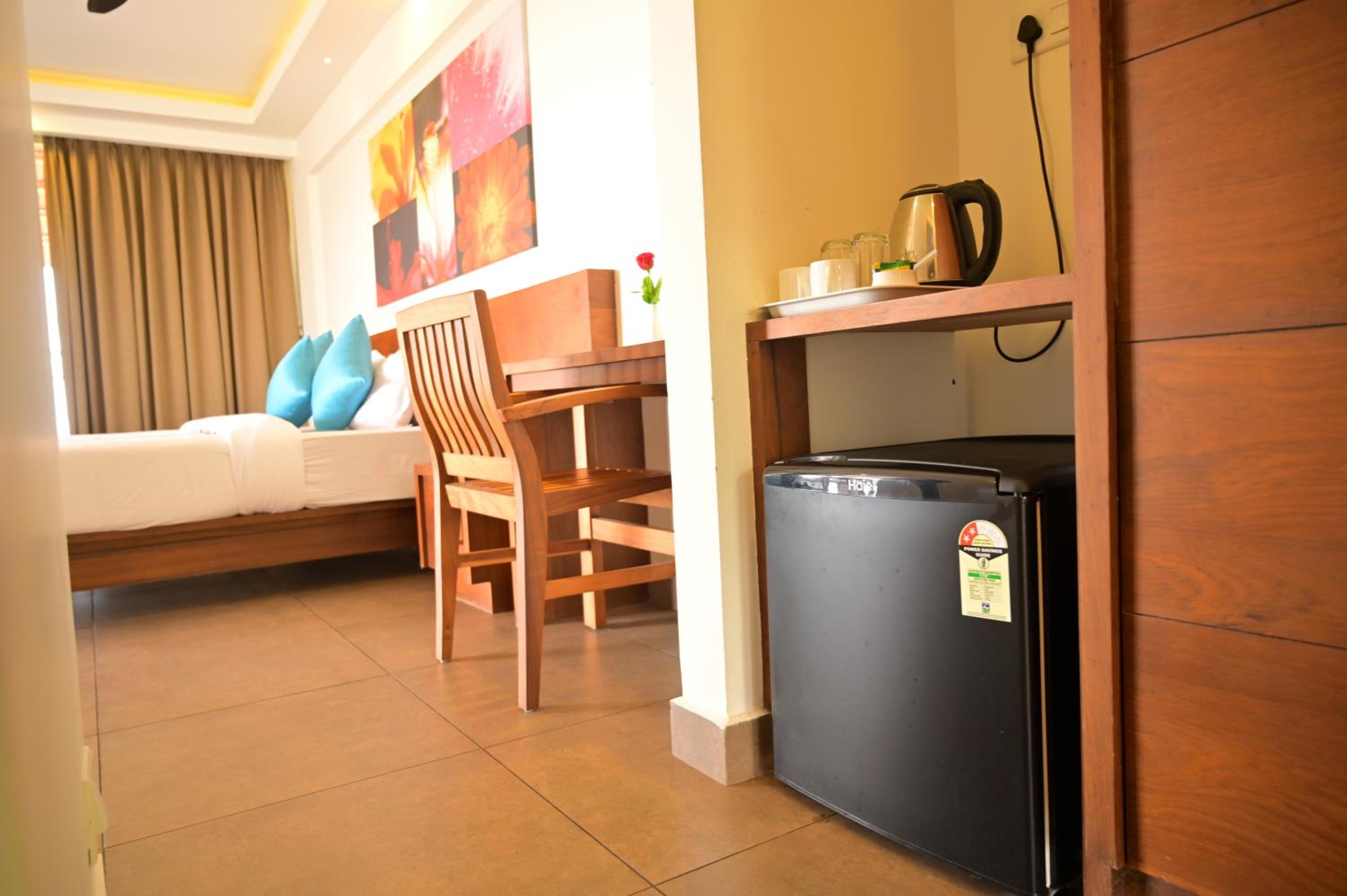 Deluxe Double Room With Balcony - Photo 1
