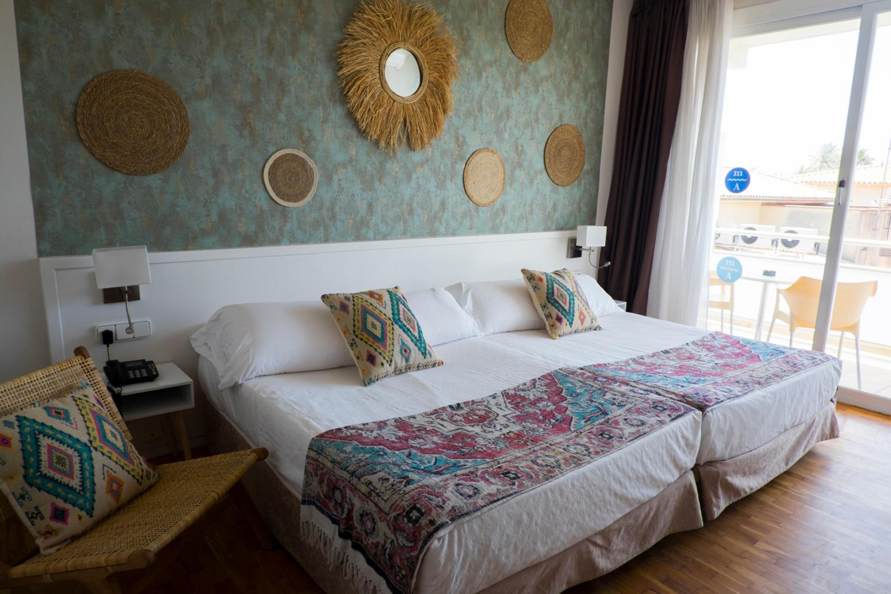 Double or Twin Room - Photo 8