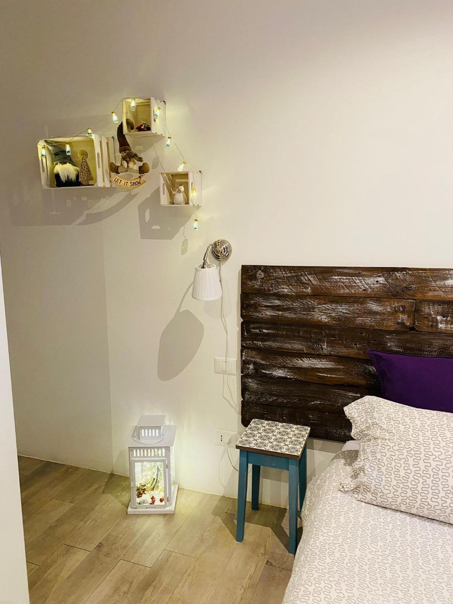 Triple Room with Private Bathroom - Photo 3