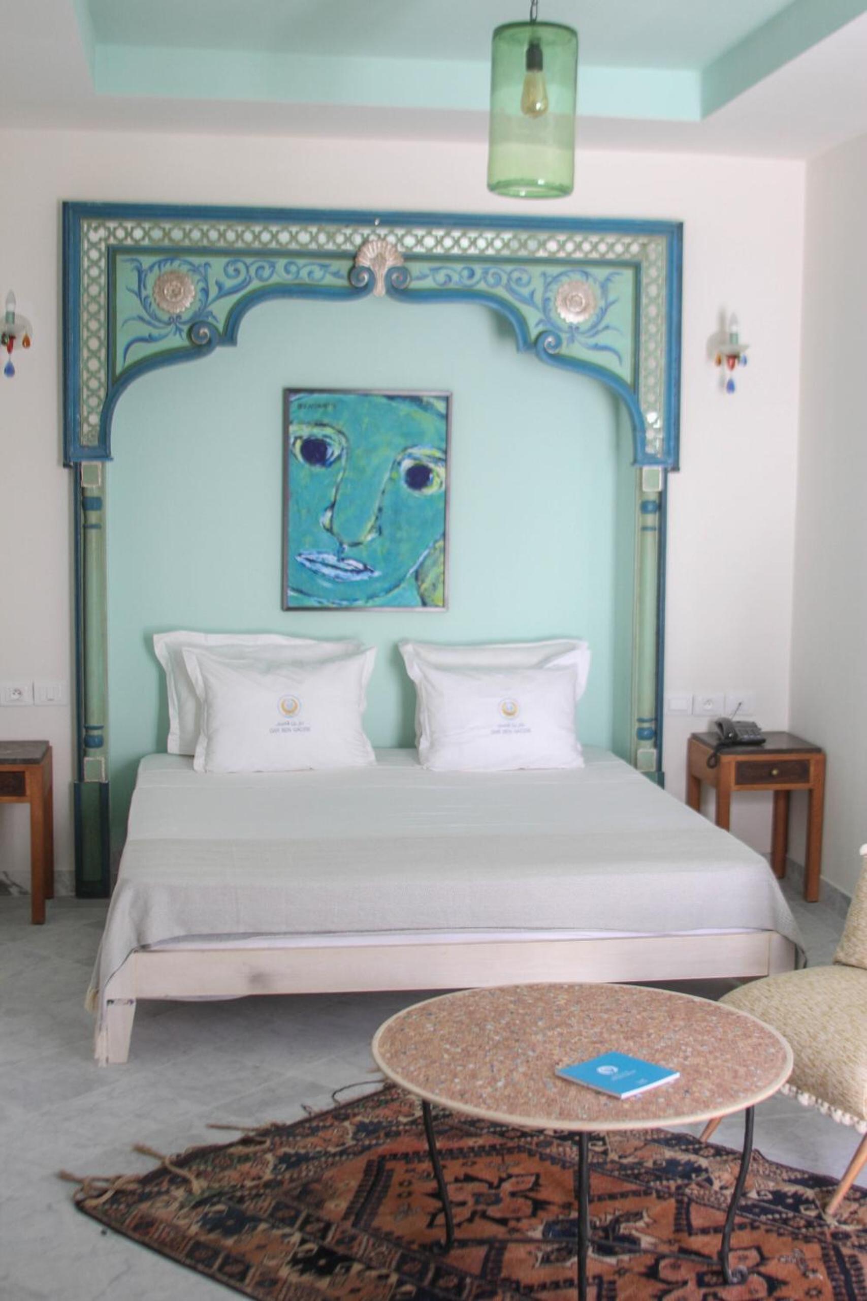 Deluxe Suite - Photo 9