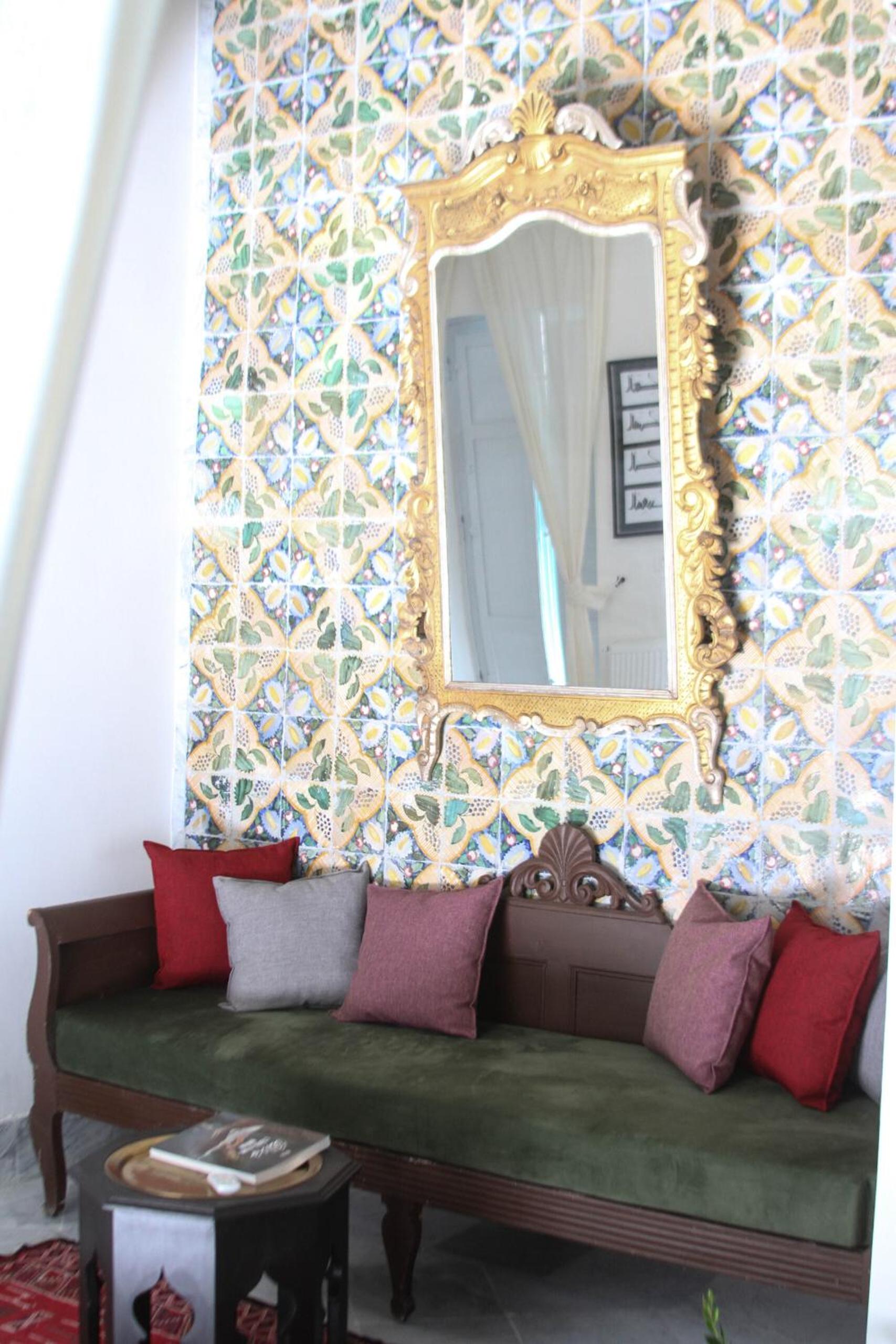 Deluxe Suite - Photo 23