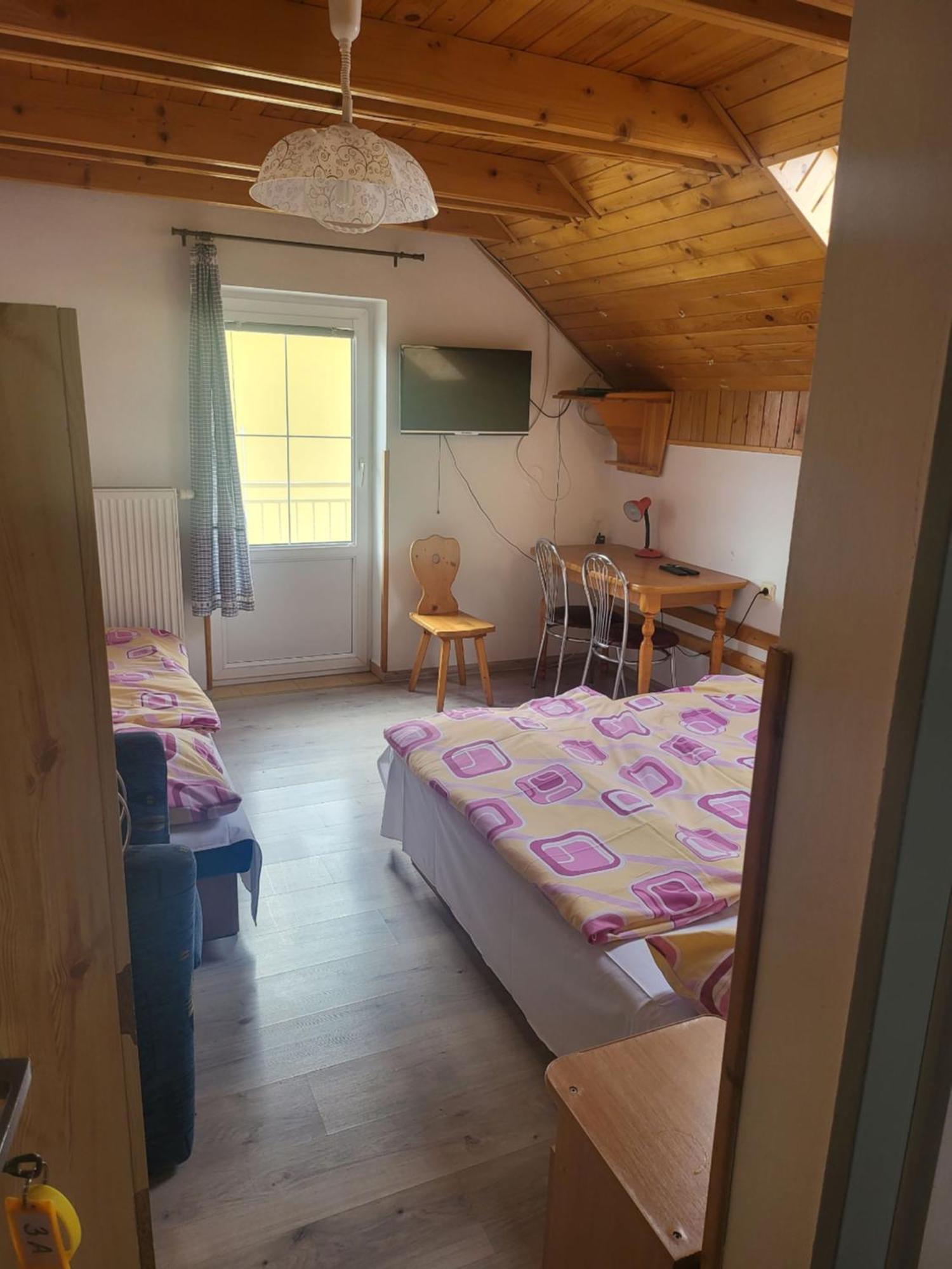 Triple Room photo 2