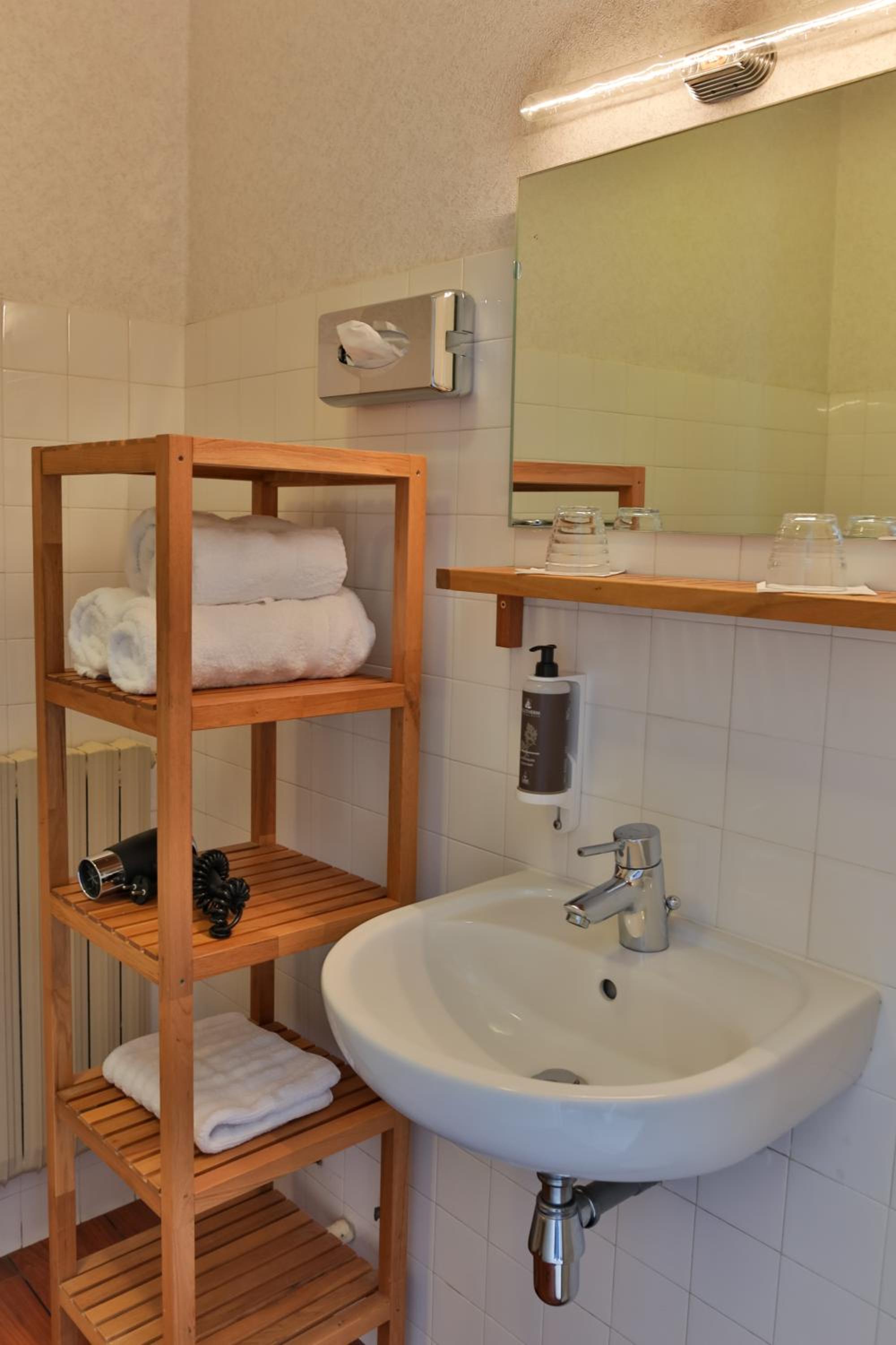 Confort Twin Room photo 3
