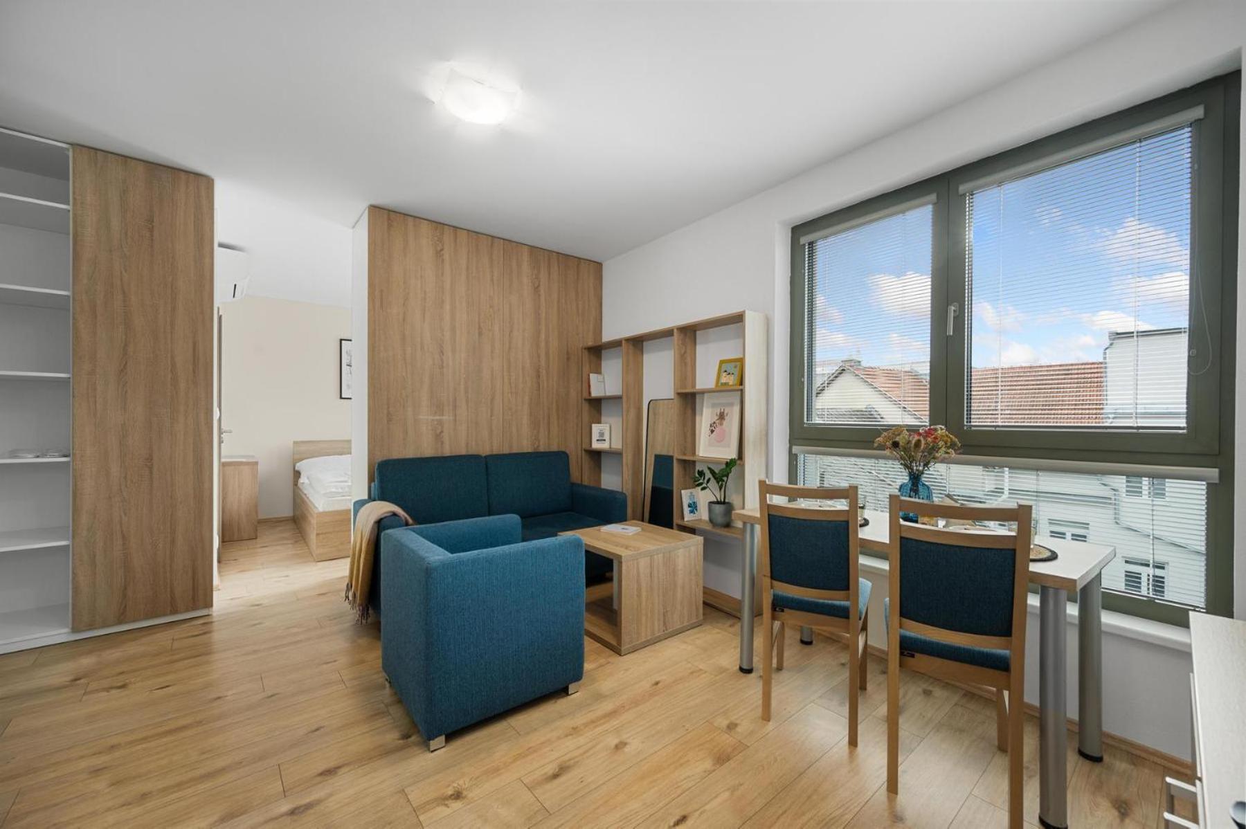 Studio Apartment