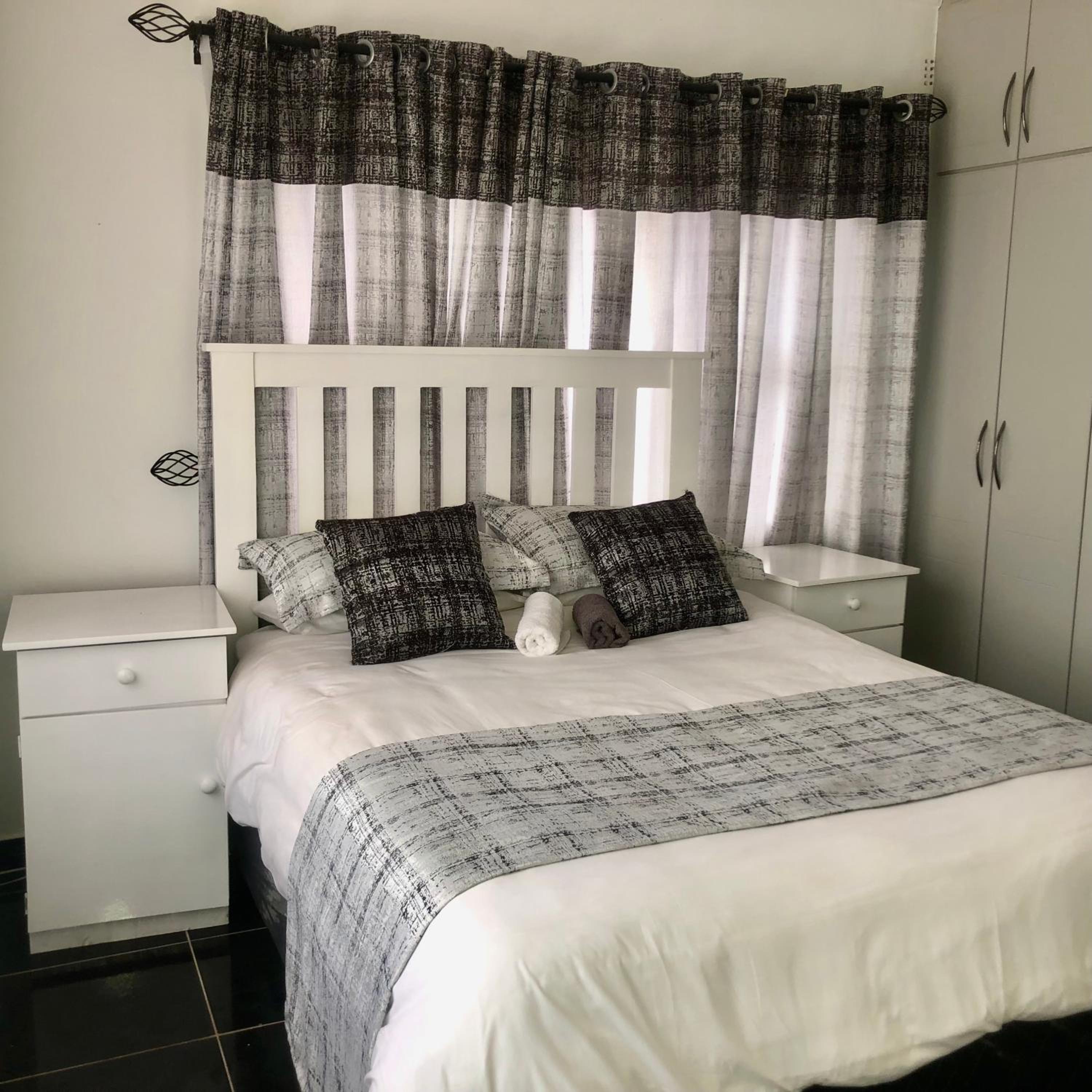 Apartment photo 1