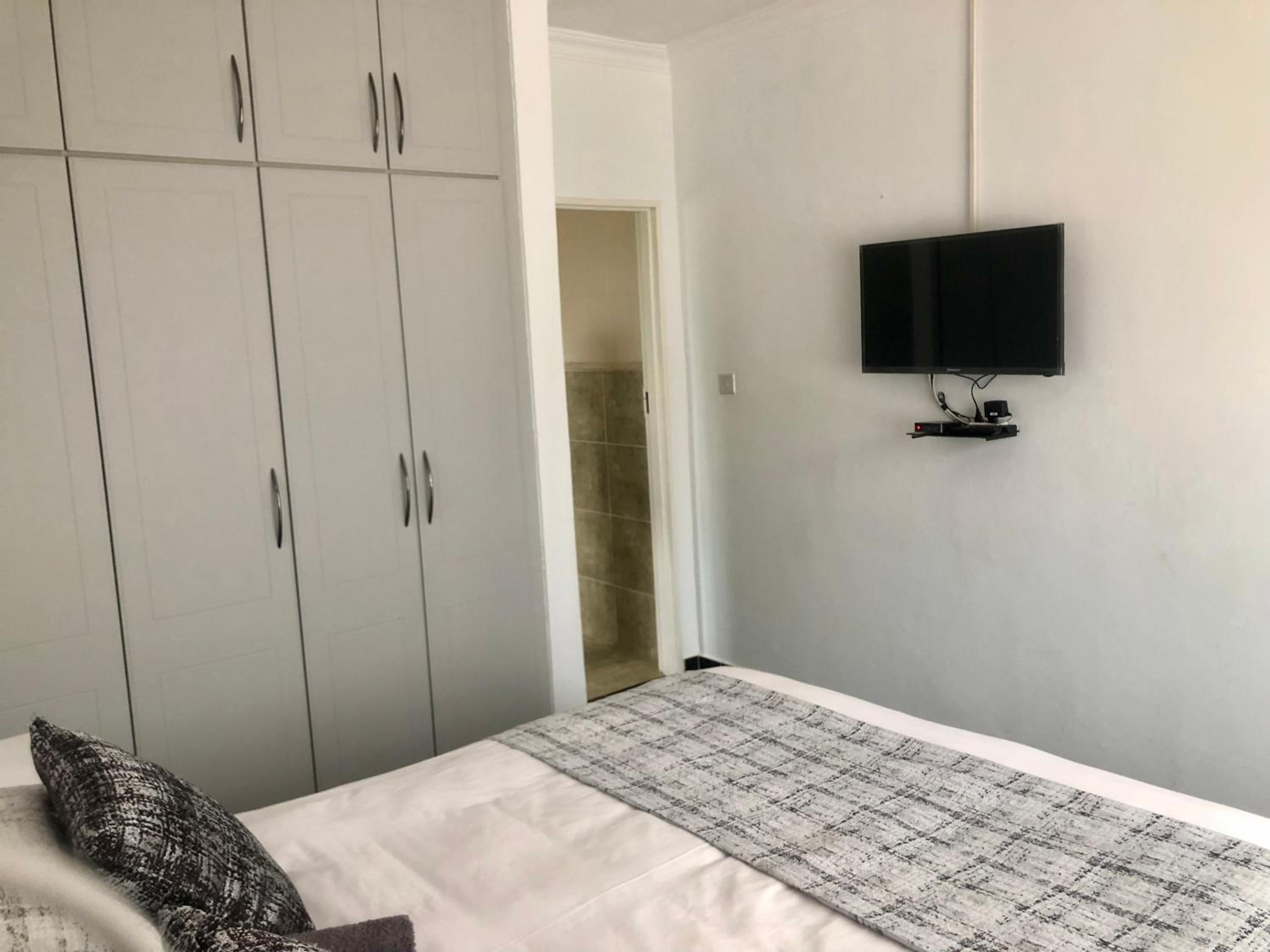 Apartment photo 3