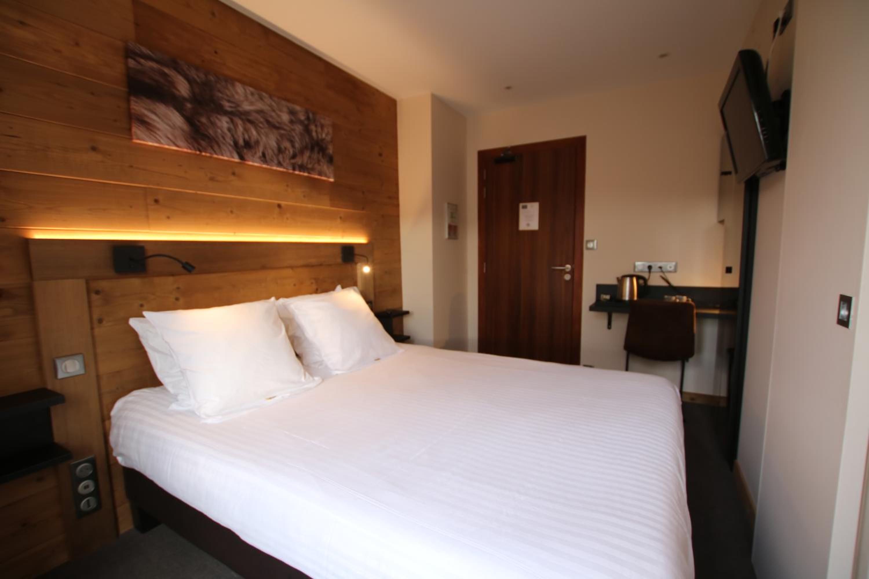 Standard  Double Room - Annex photo 1