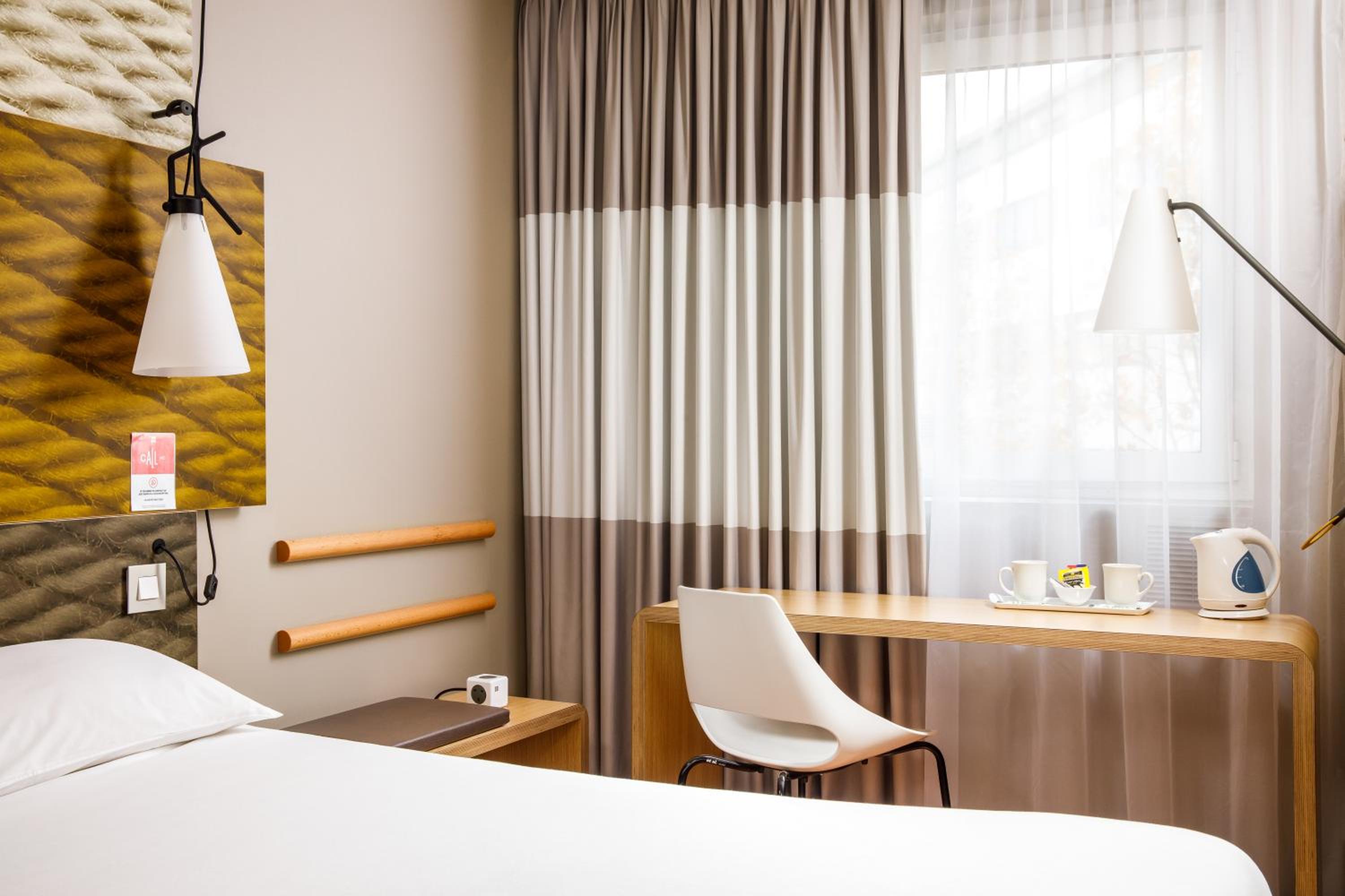 Double Room - Photo 5