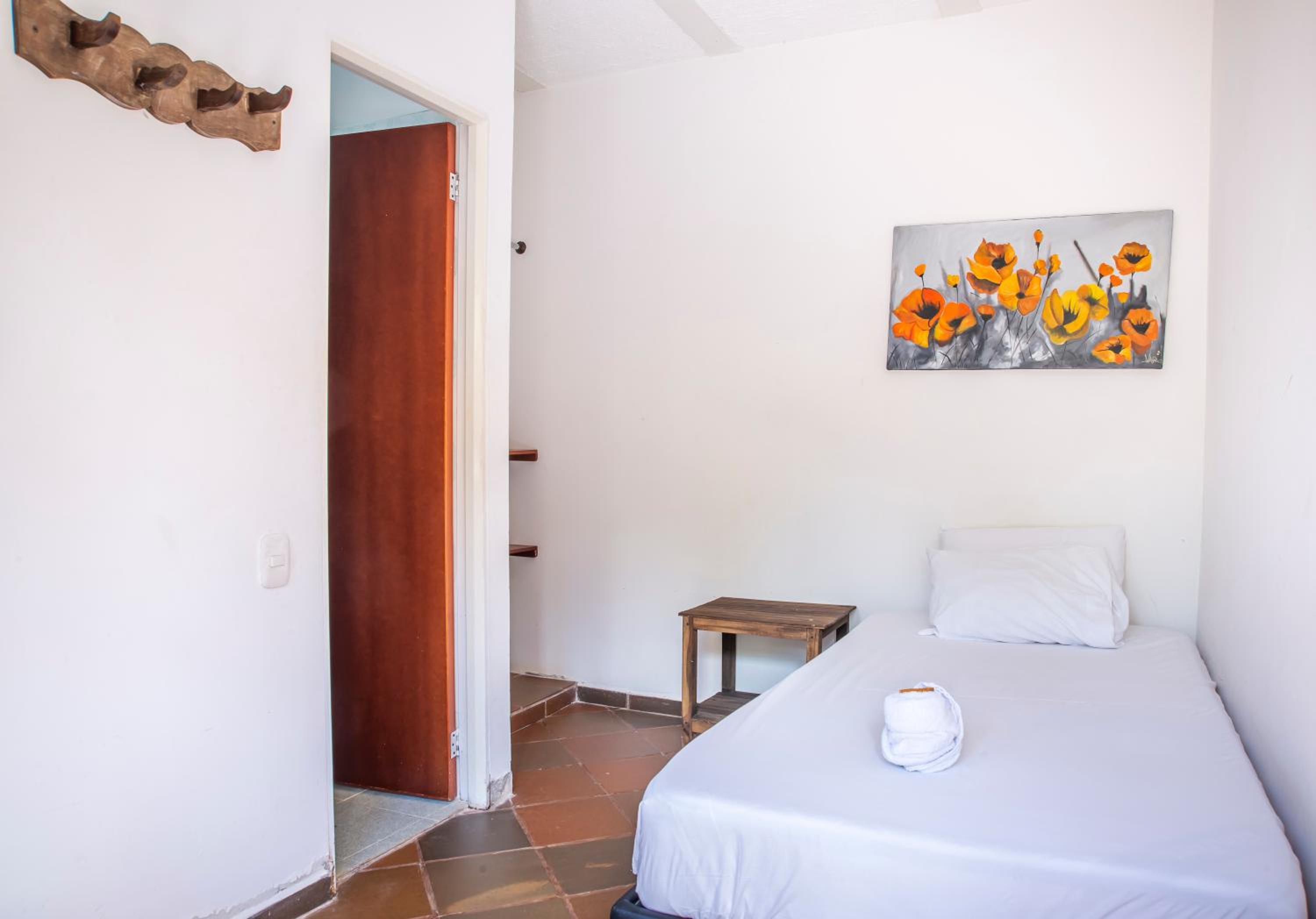 Single Room photo 2
