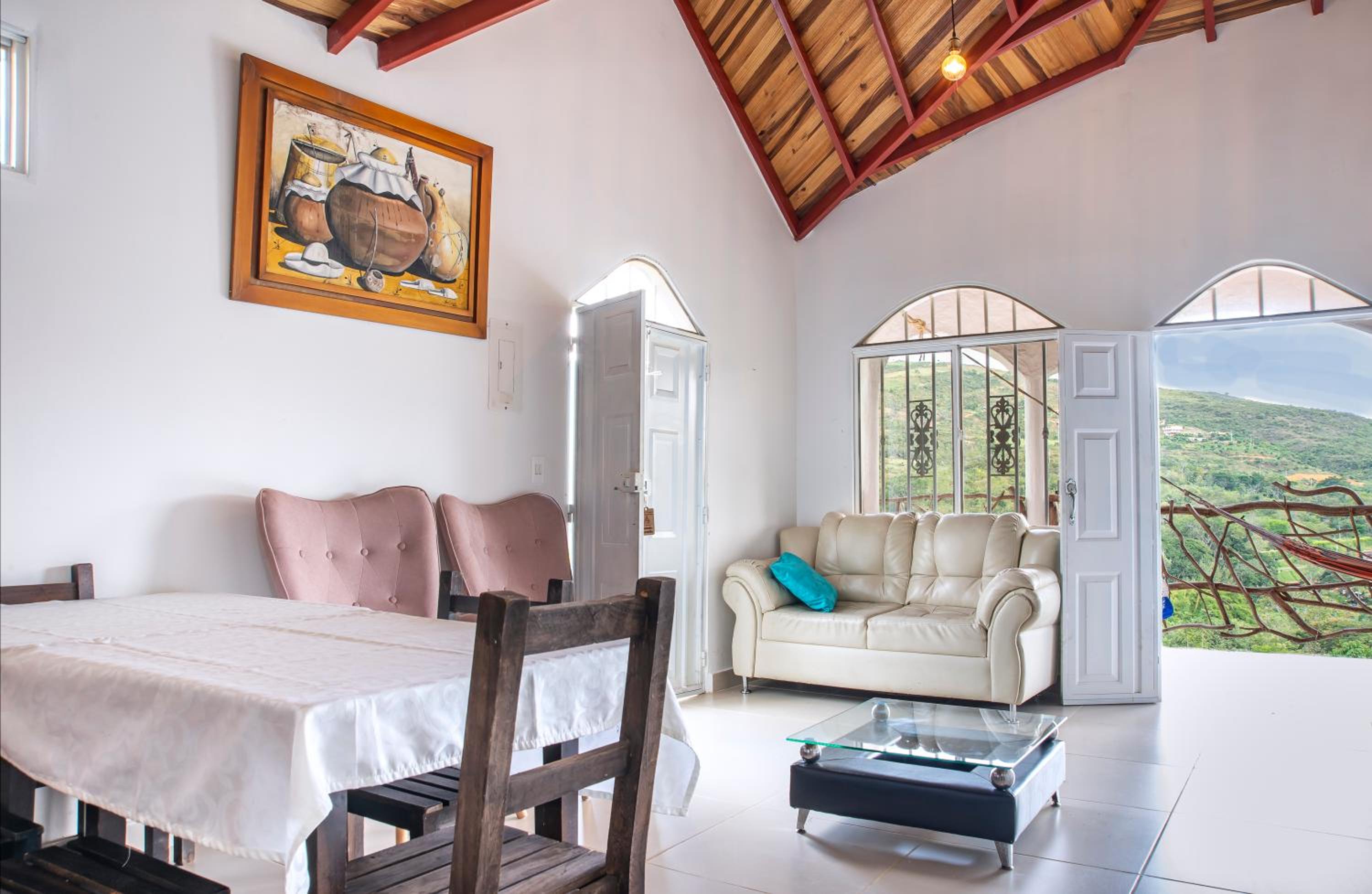 Family Bungalow photo 2
