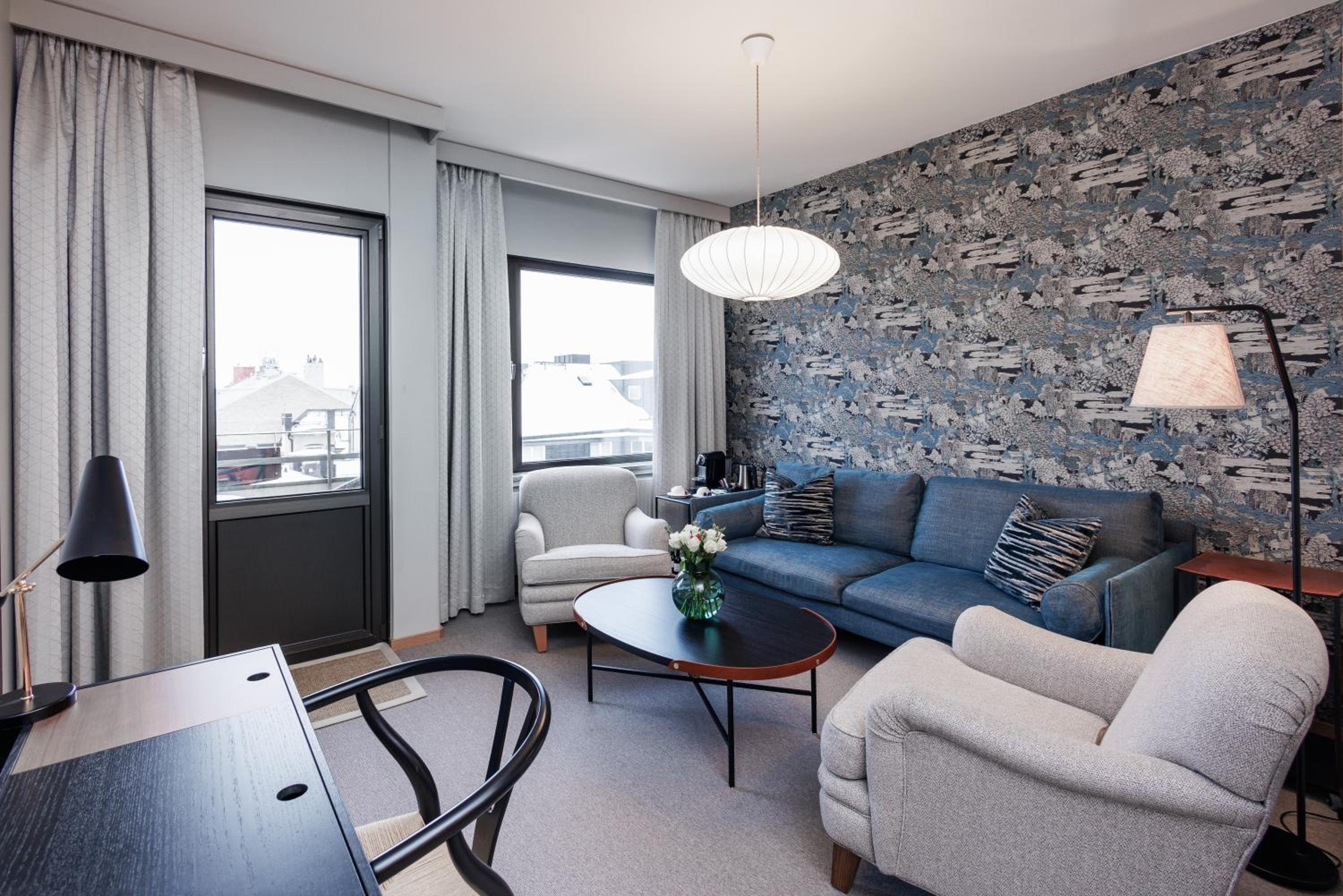 Suite - Photo 2