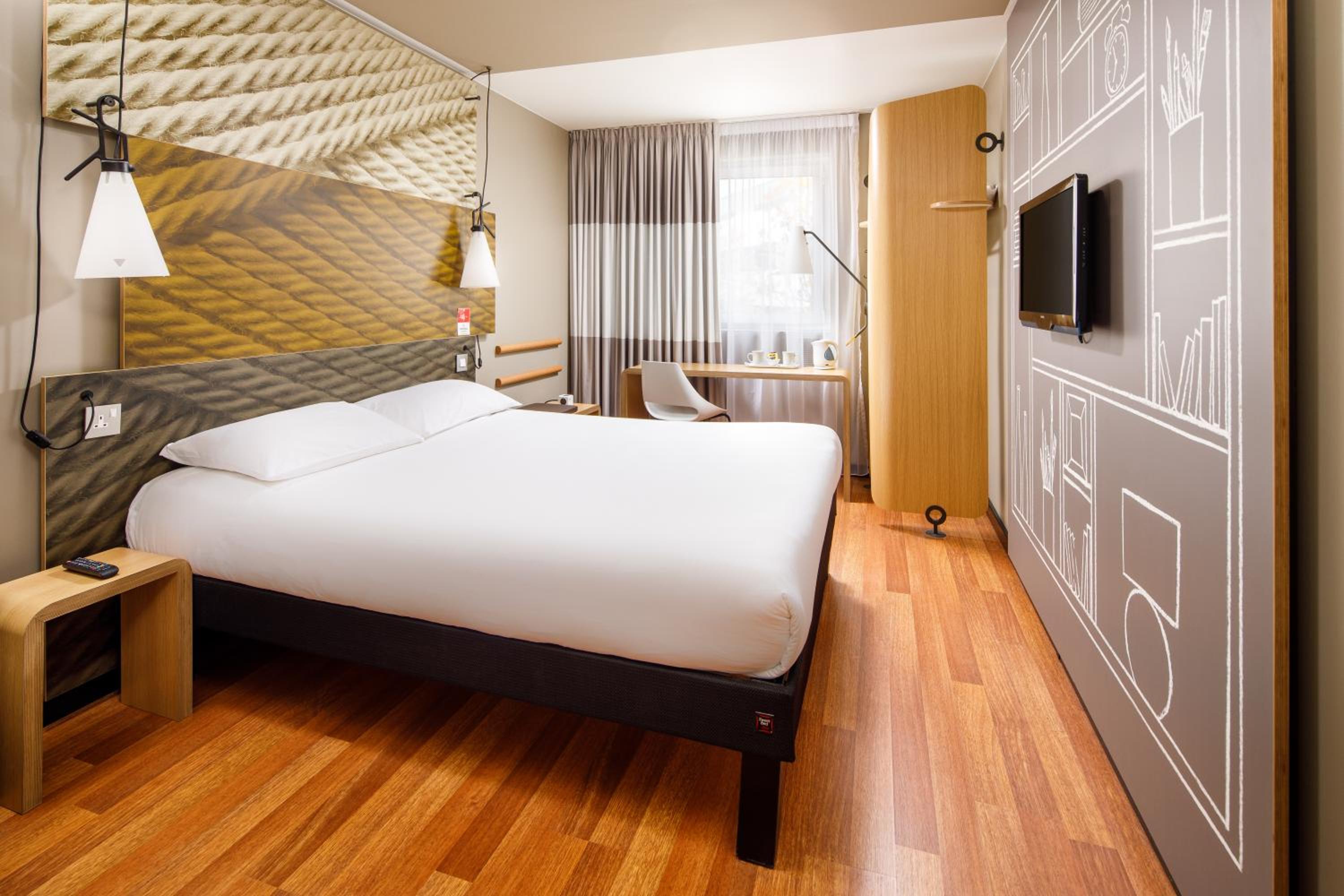 Double Room - Photo 4