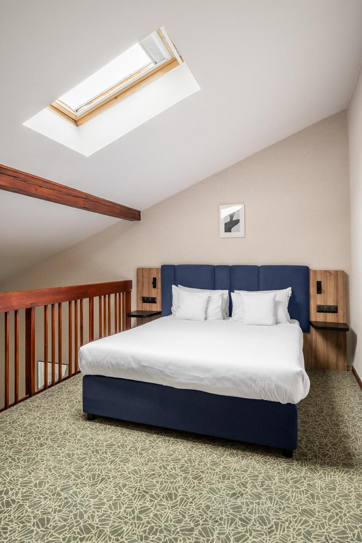 Deluxe Double Room photo 2