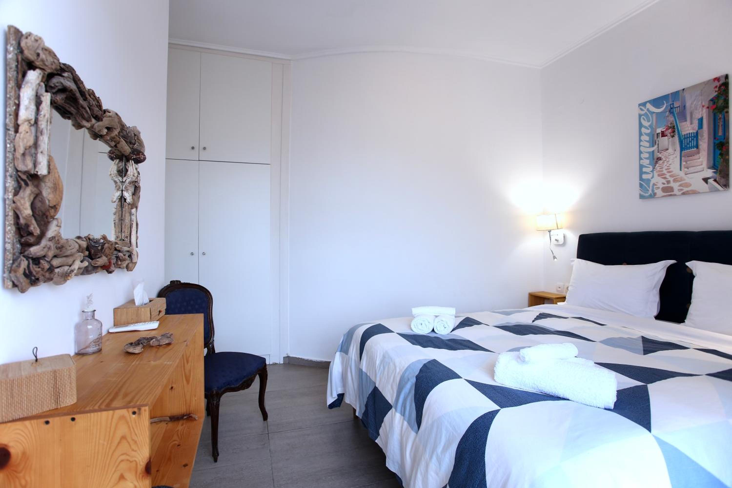 Apartment With Sea View photo 2