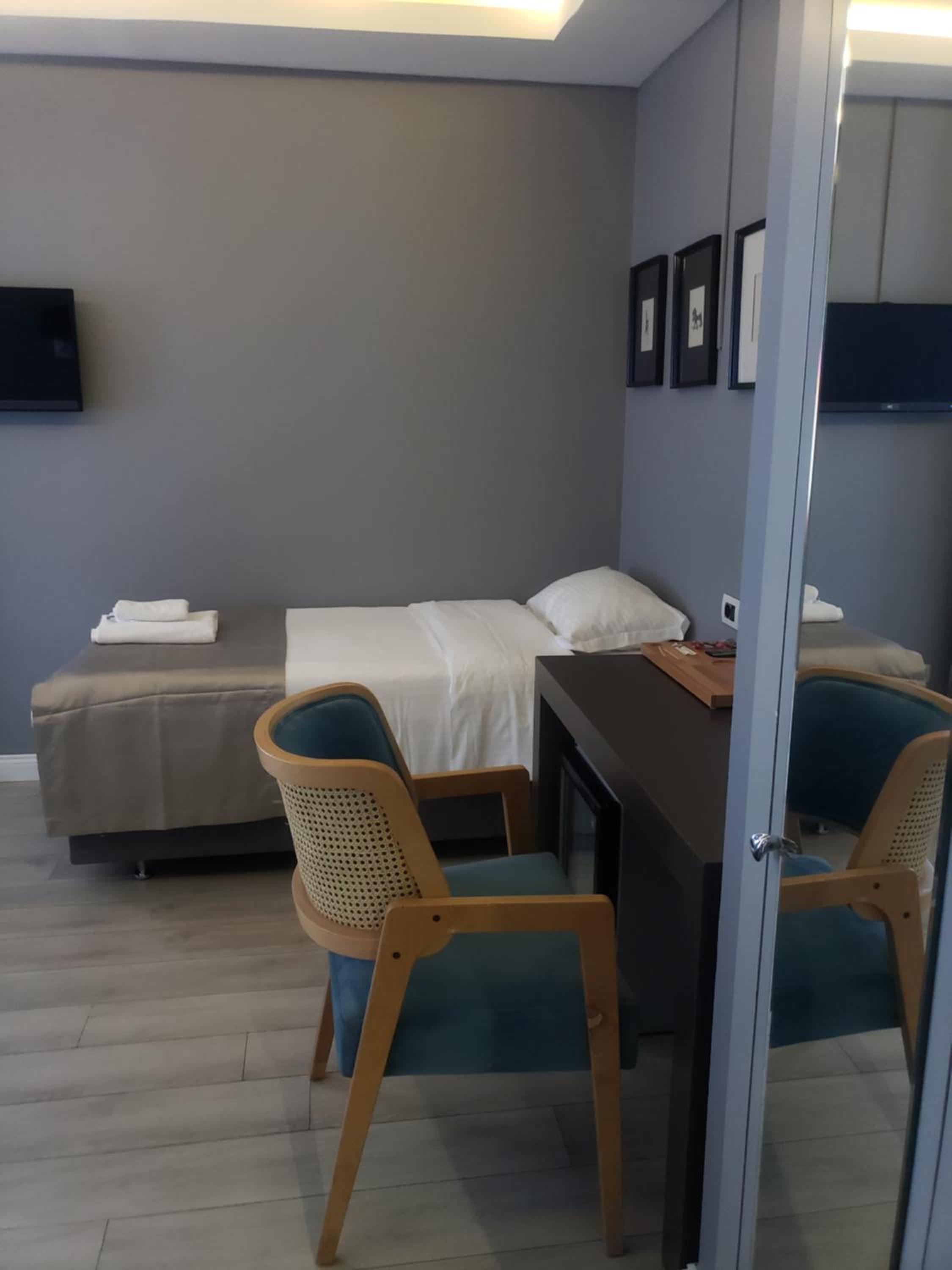 Superior Triple Room photo 3