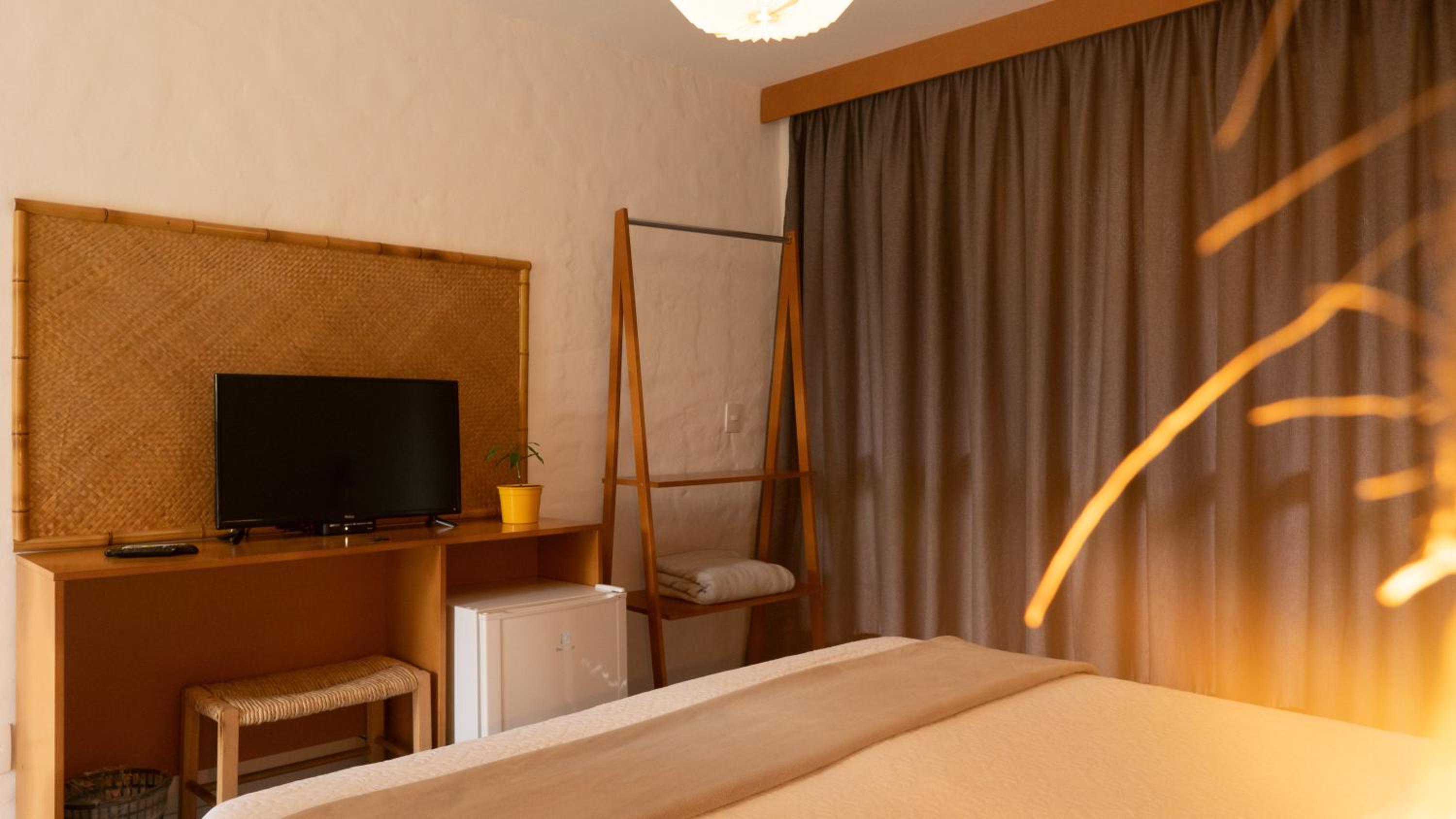 Double Room with Patio - Photo 4