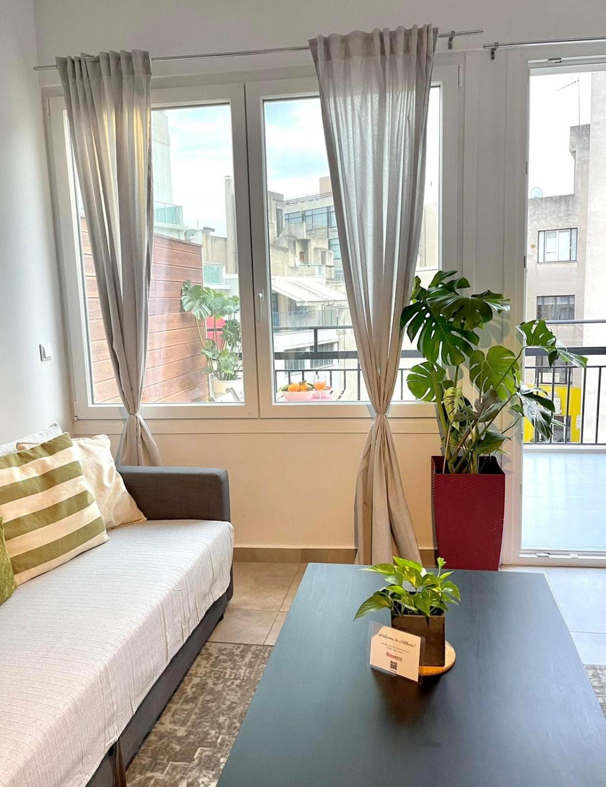 Apartment with Terrace 1