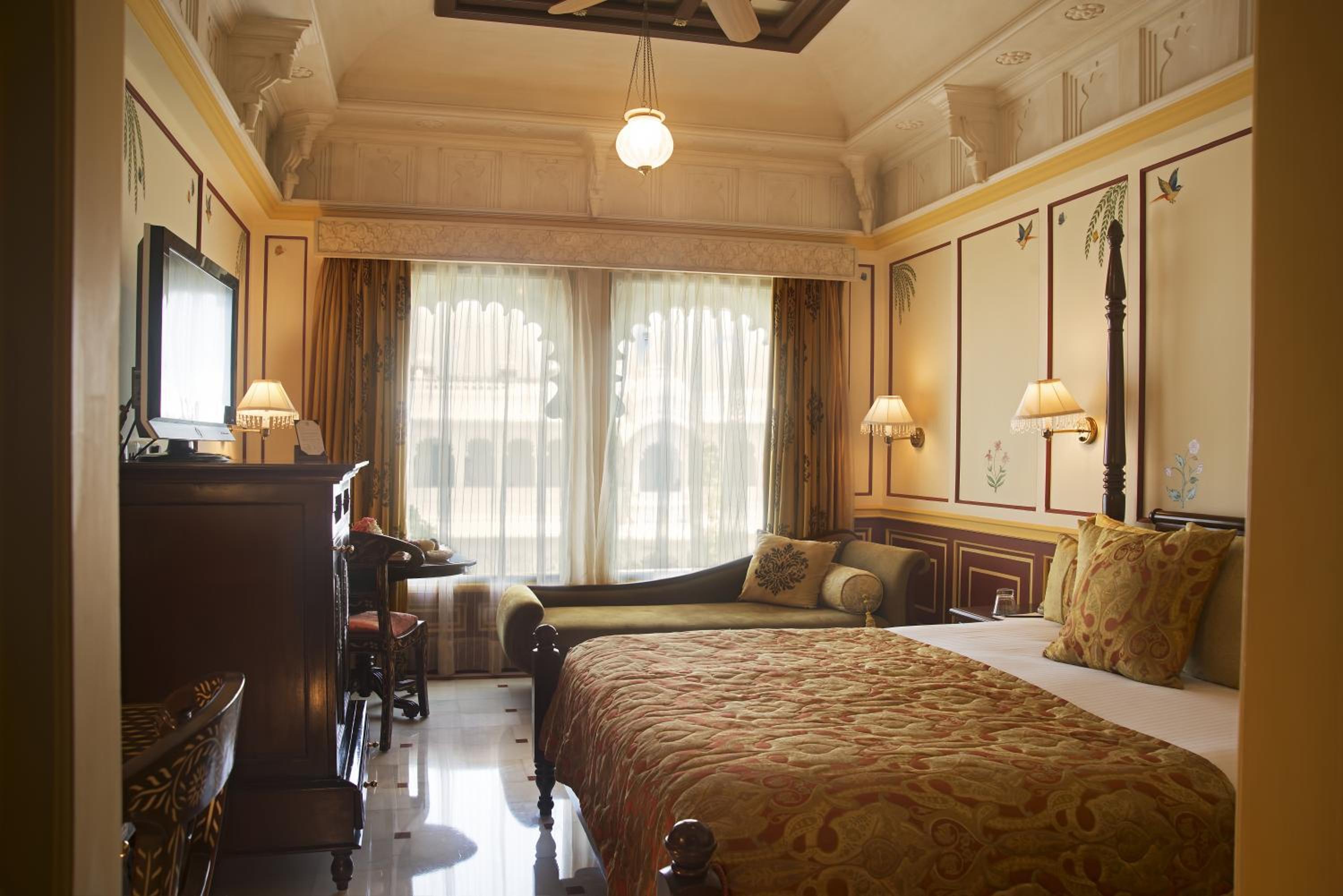 Luxury Double Room with Garden View - Photo 1