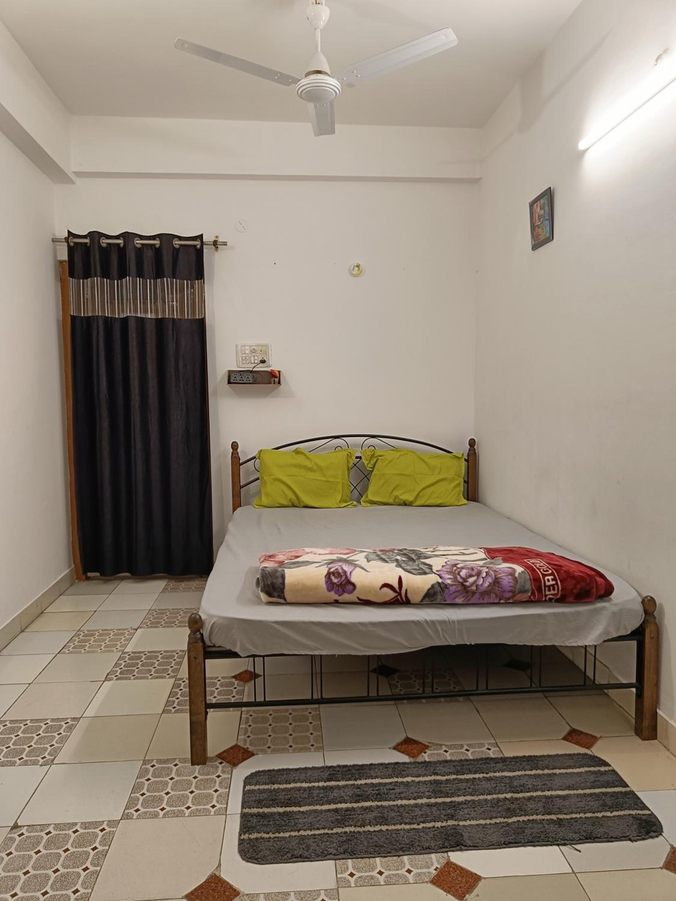 Two-Bedroom Apartment - Photo 18